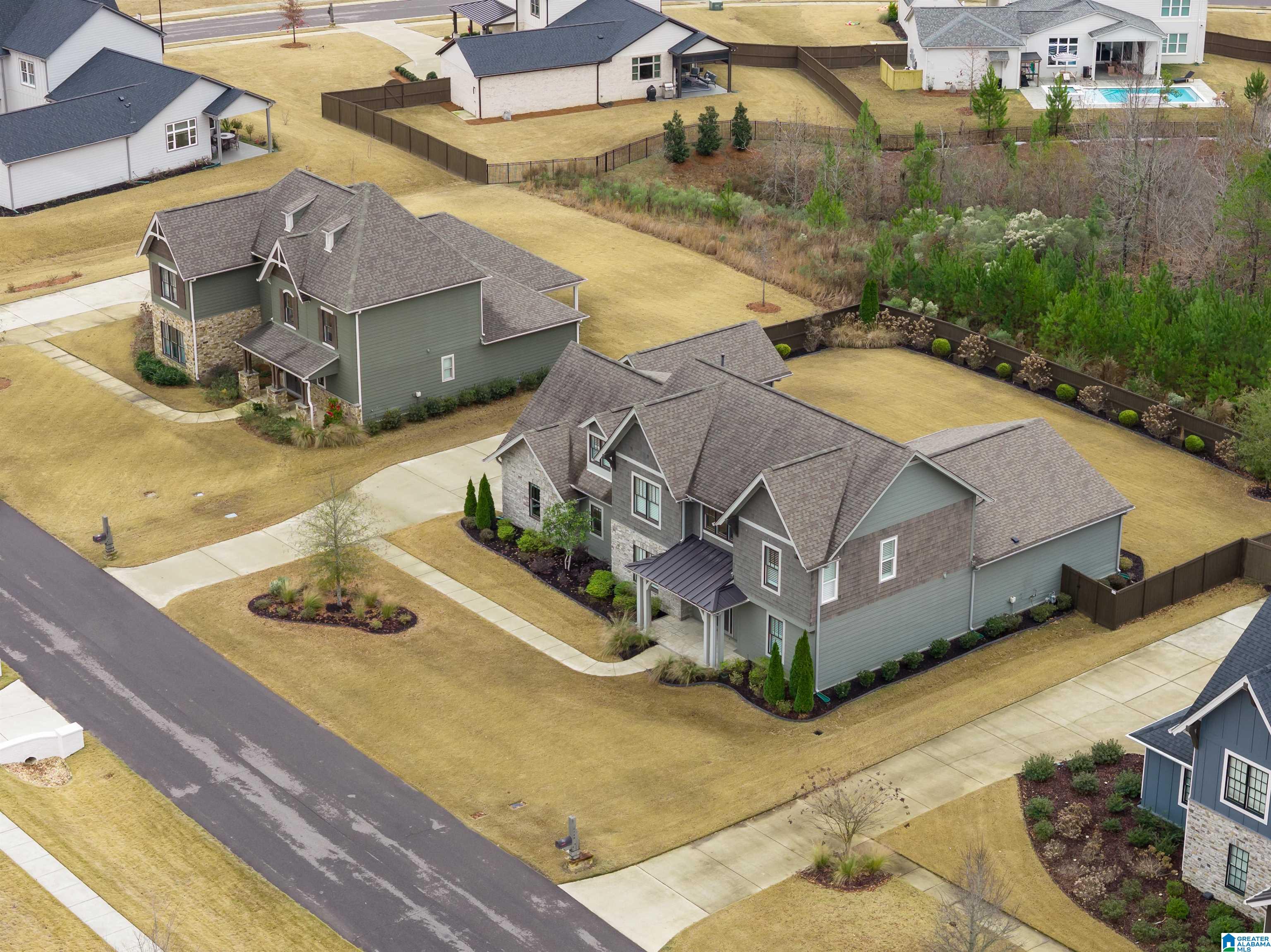 2744 BLACKRIDGE LANE