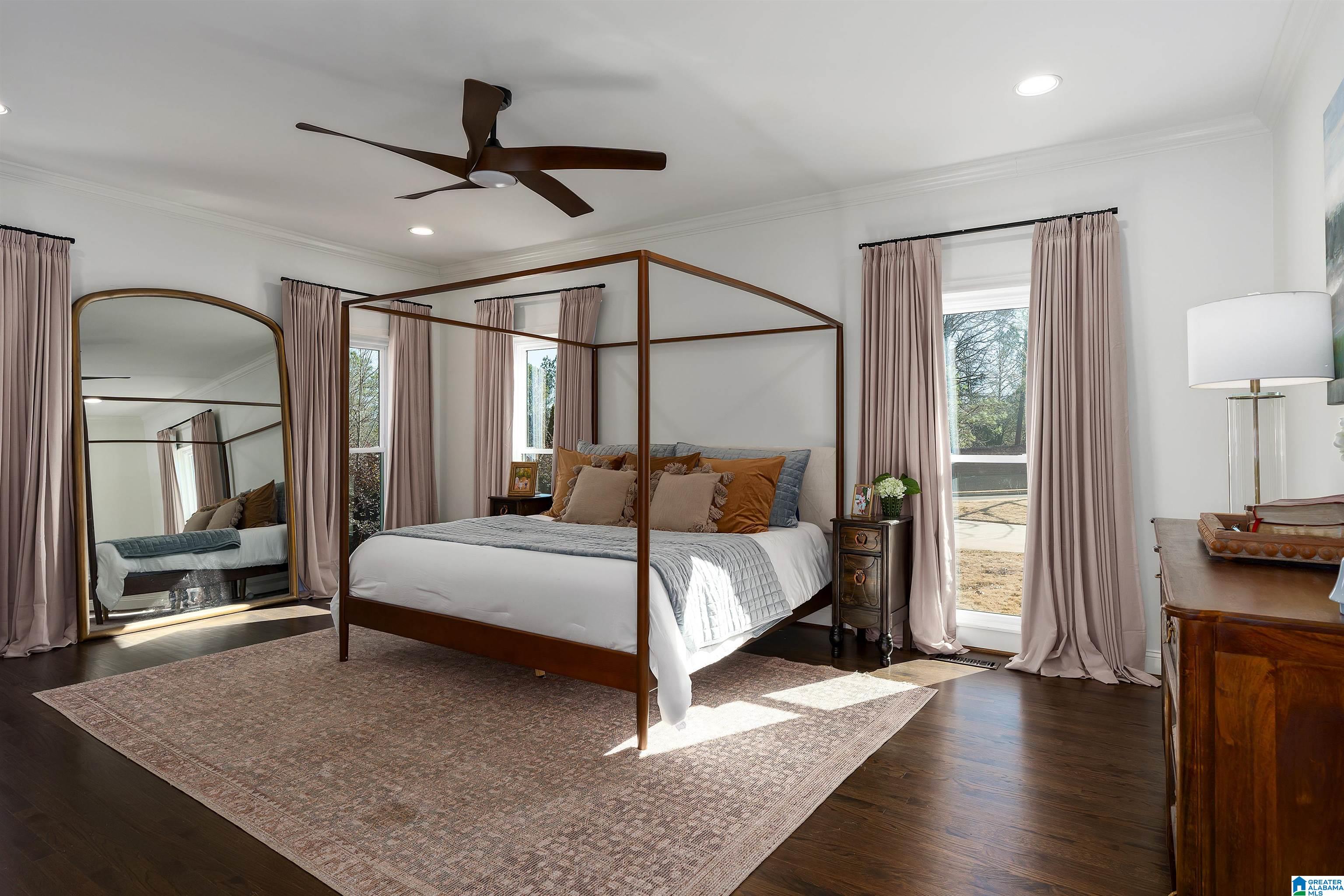 4841 SOUTHLAKE PARKWAY