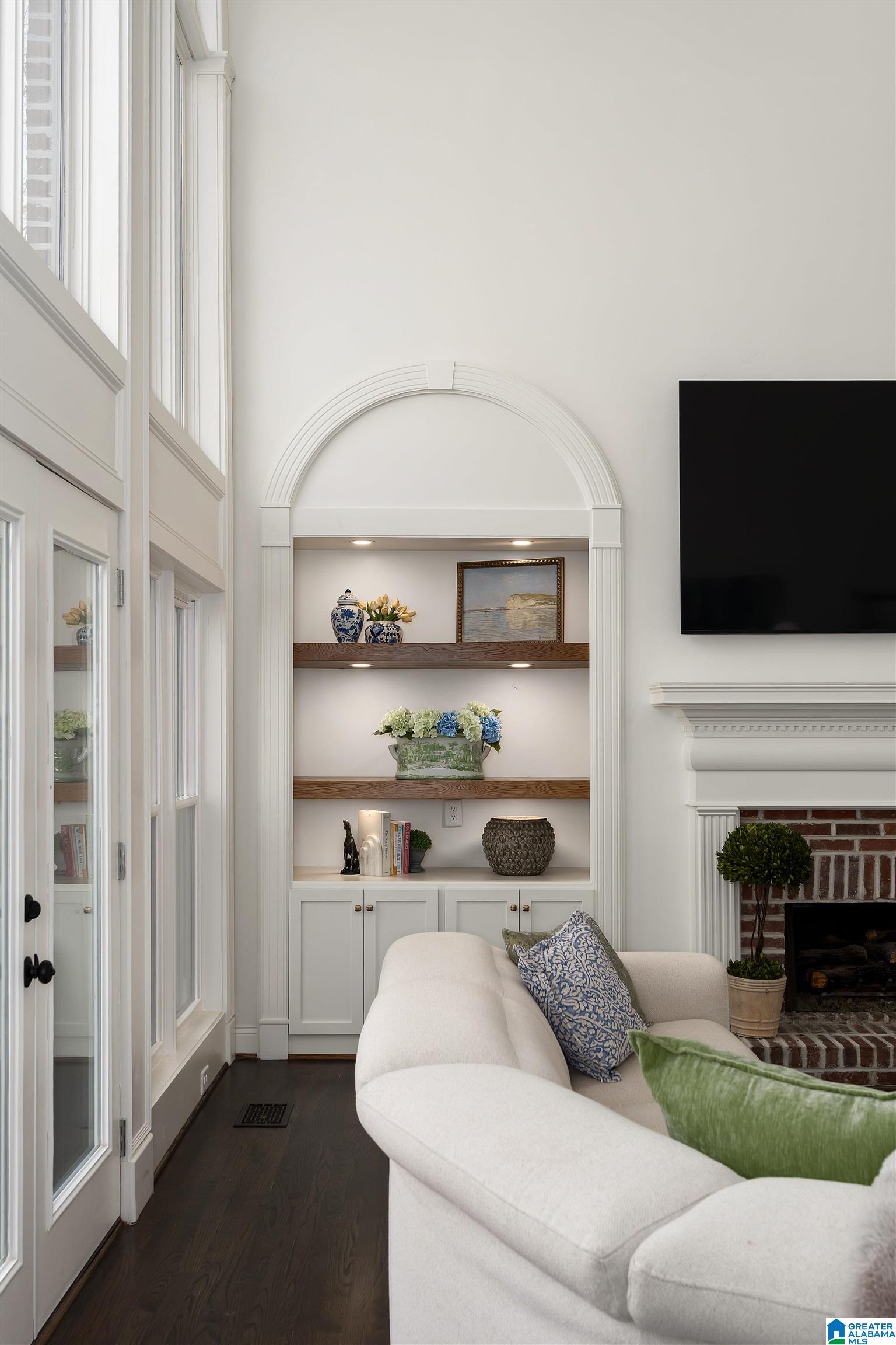 4841 SOUTHLAKE PARKWAY