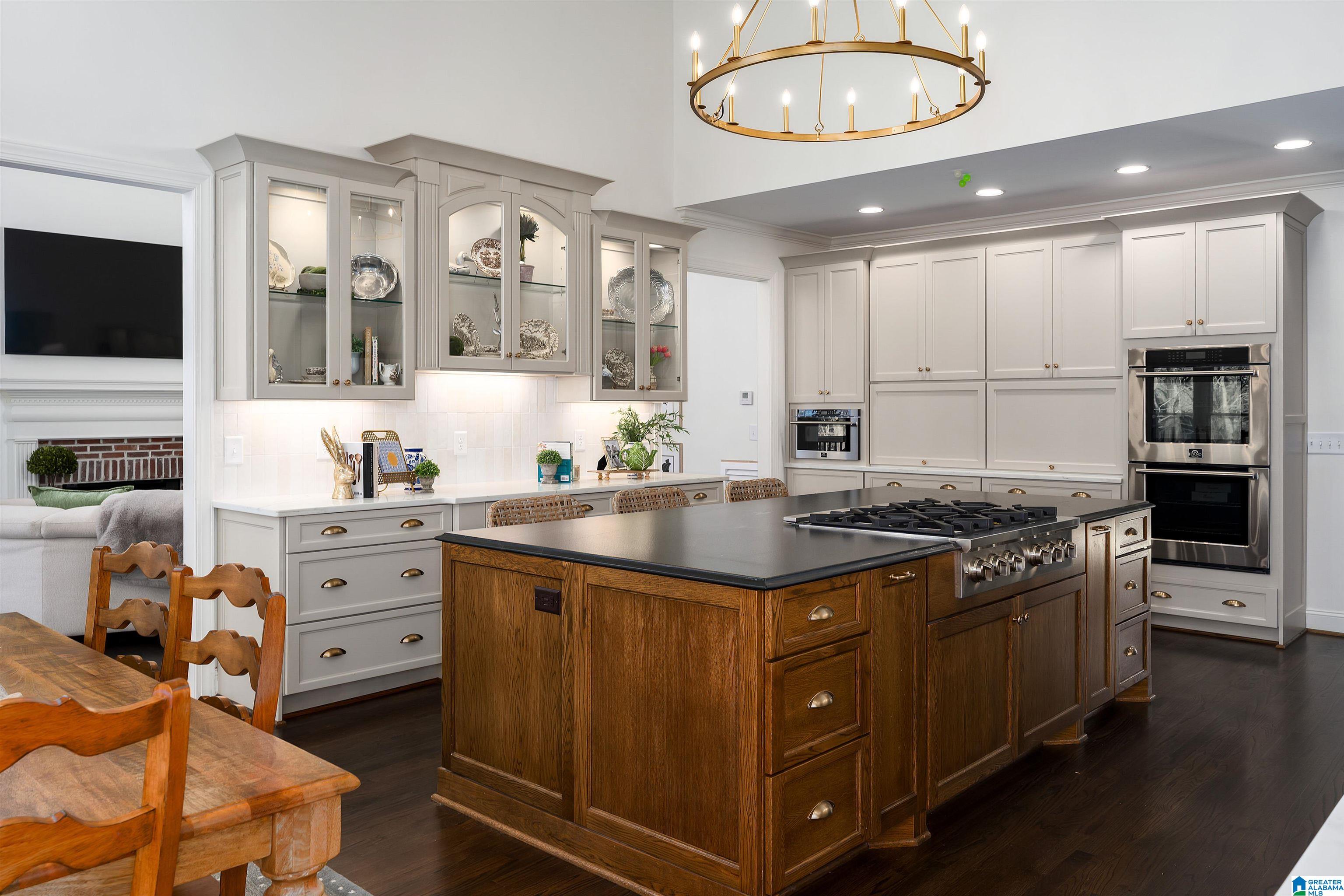 4841 SOUTHLAKE PARKWAY