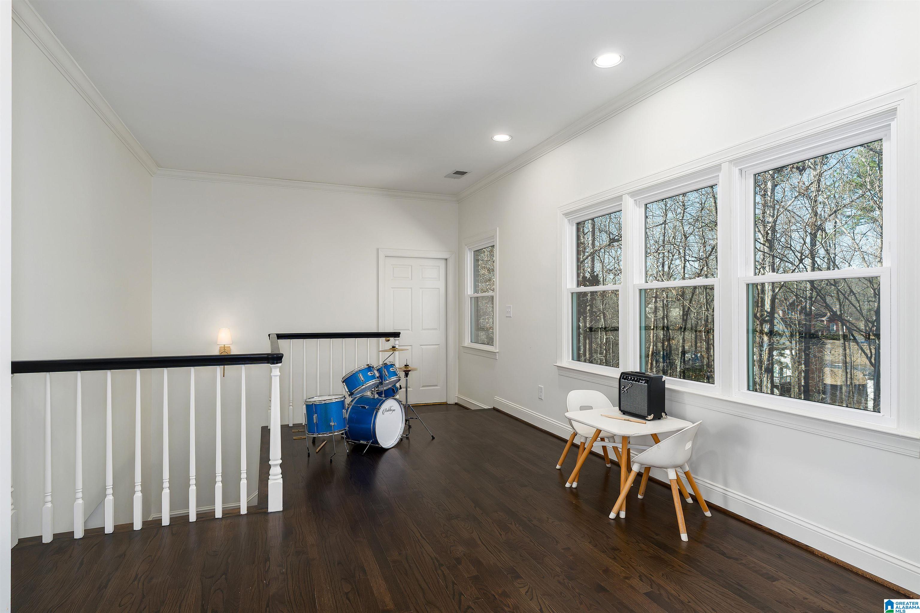 4841 SOUTHLAKE PARKWAY