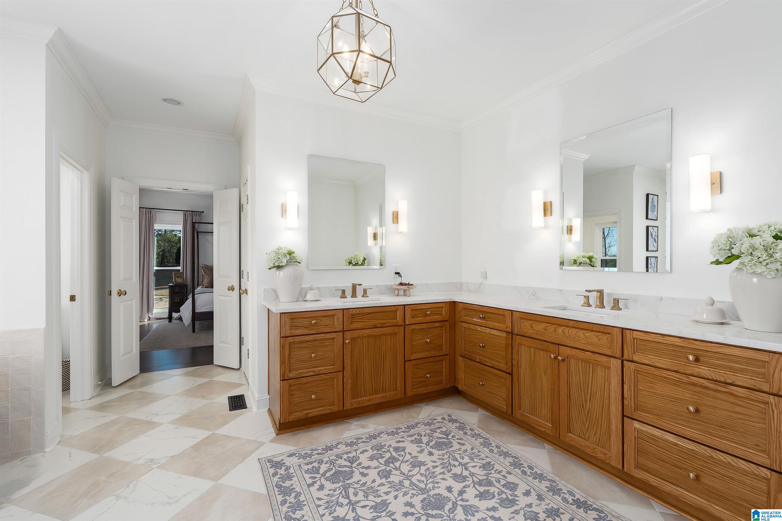 4841 SOUTHLAKE PARKWAY