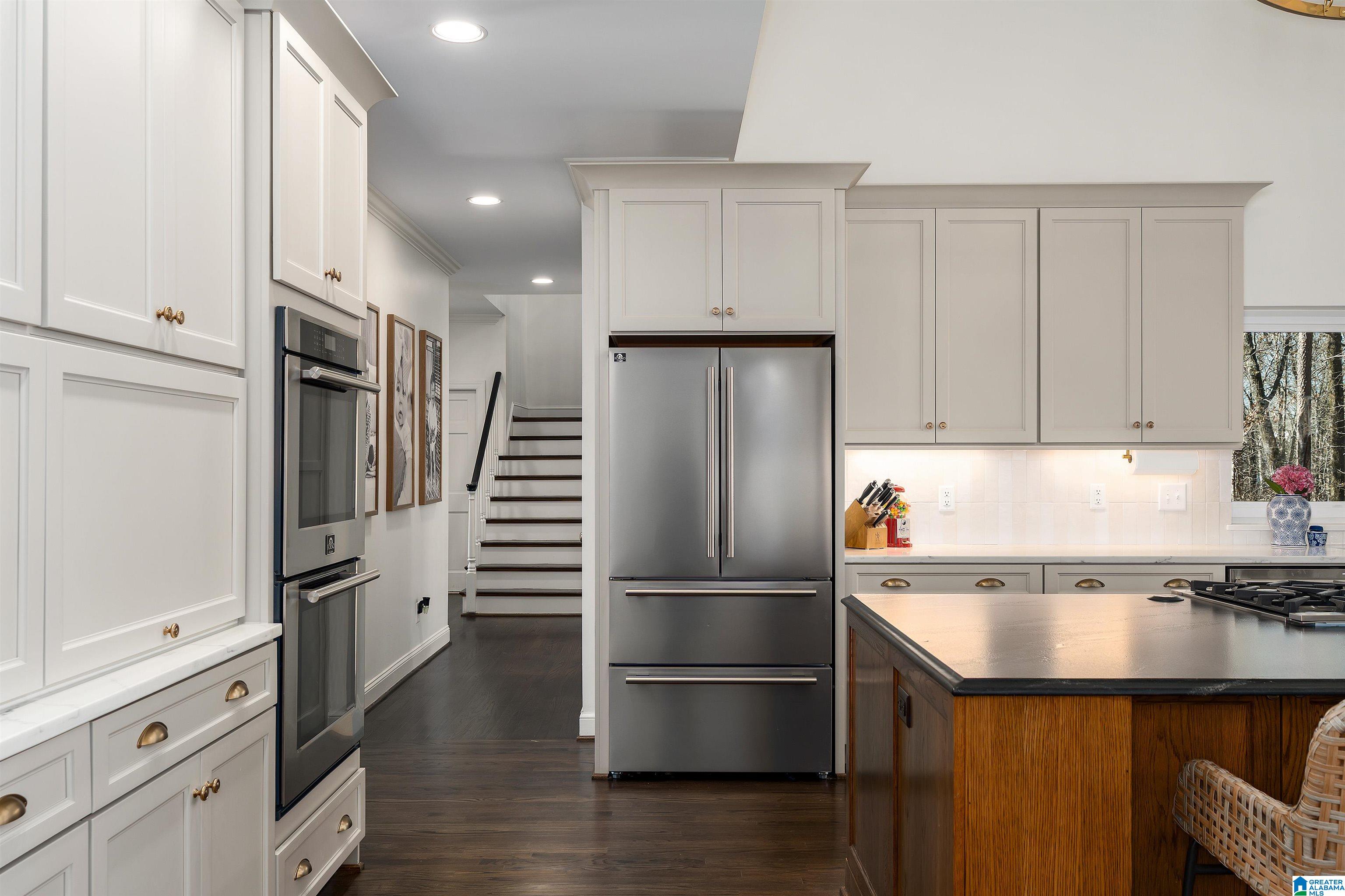 4841 SOUTHLAKE PARKWAY