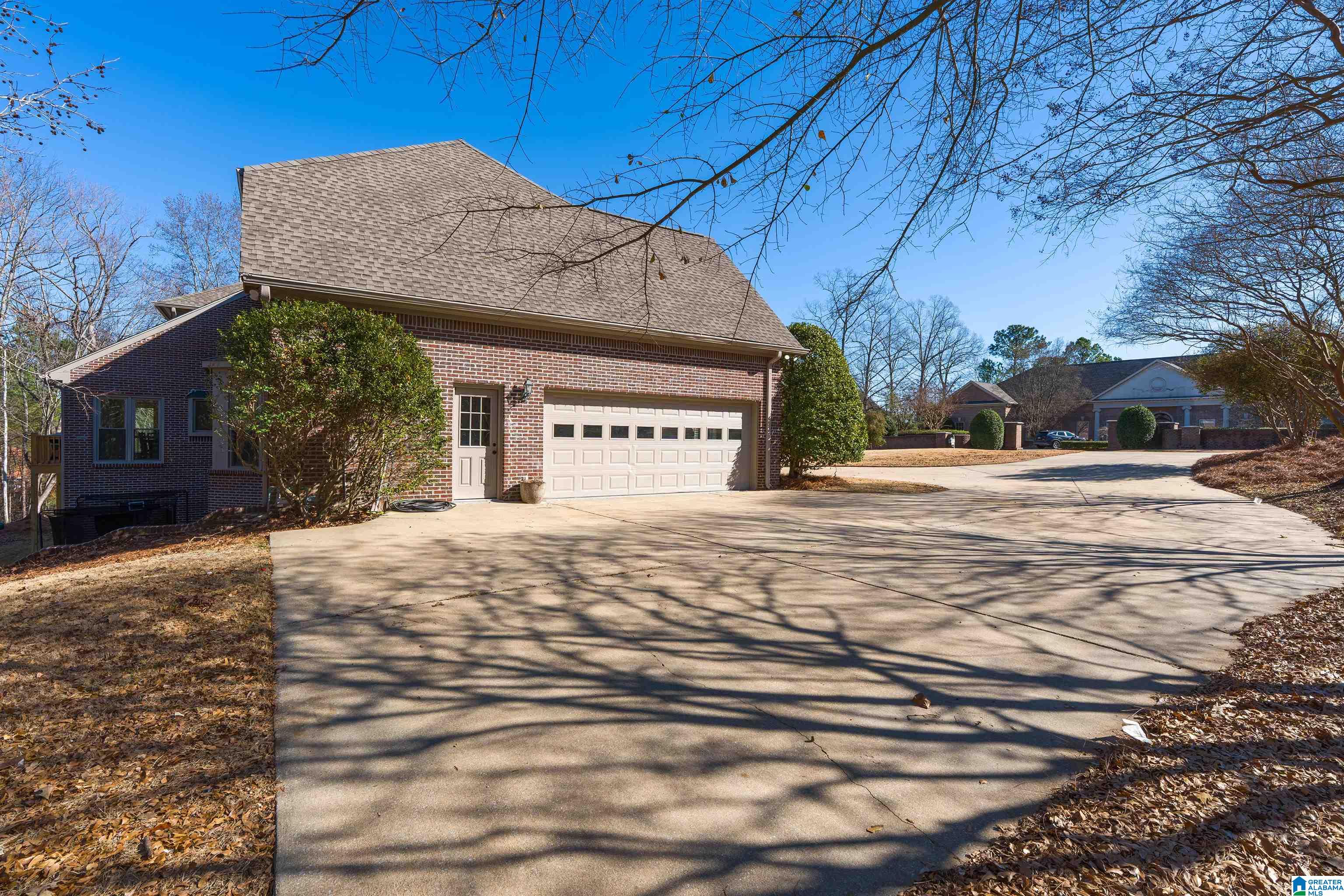 4841 SOUTHLAKE PARKWAY