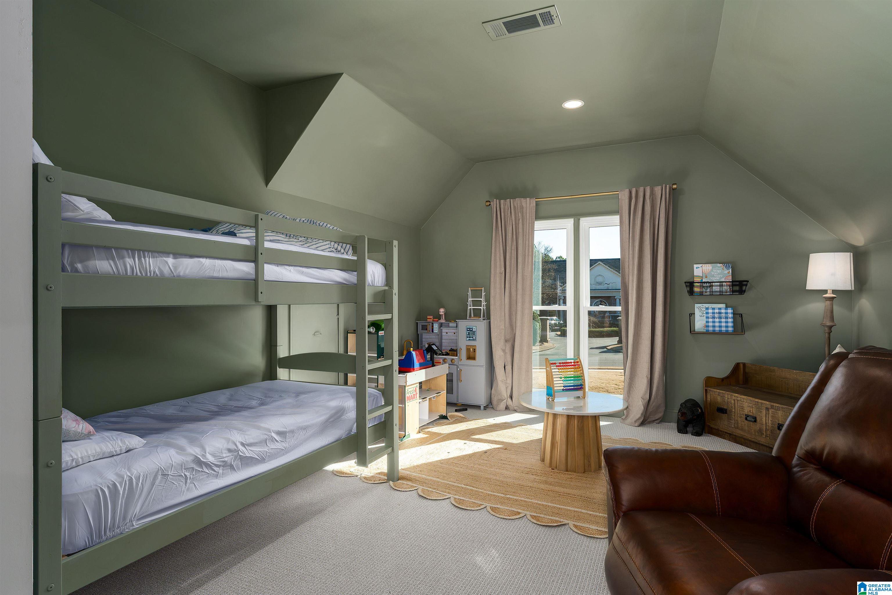 4841 SOUTHLAKE PARKWAY