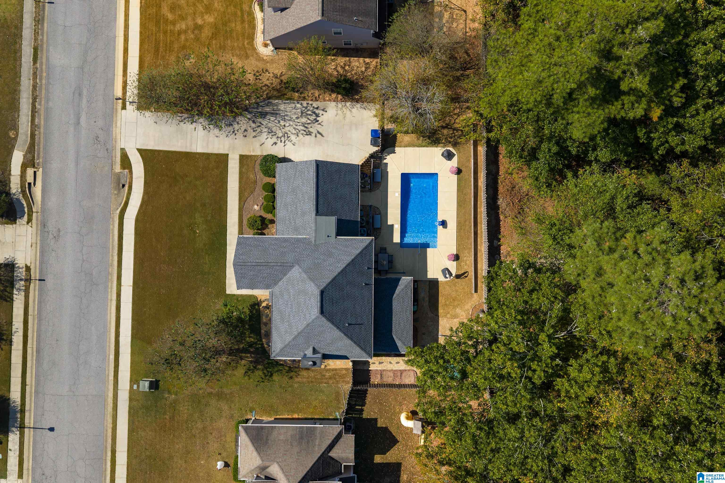 1108 AMBERLEY WOODS DRIVE