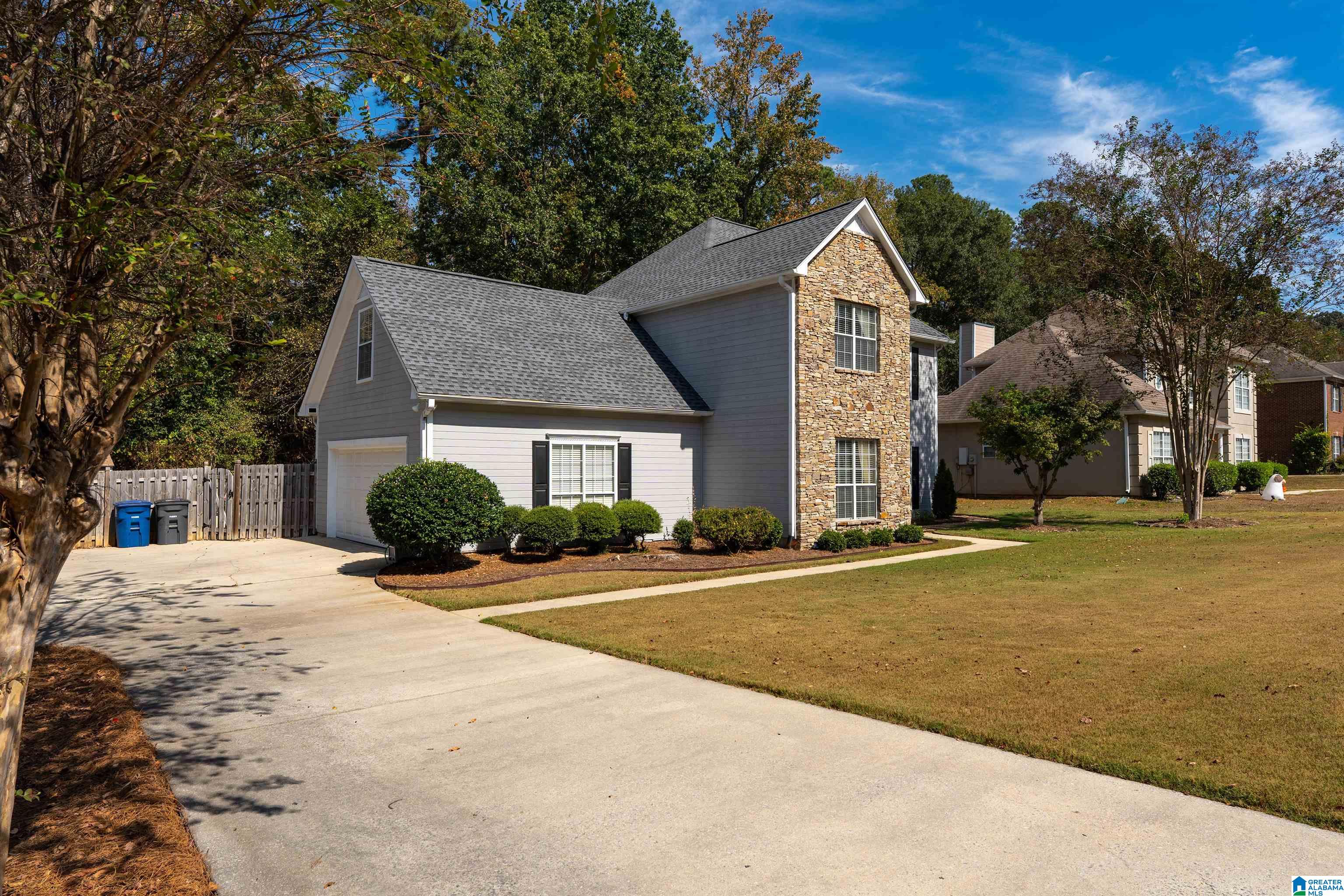 1108 AMBERLEY WOODS DRIVE