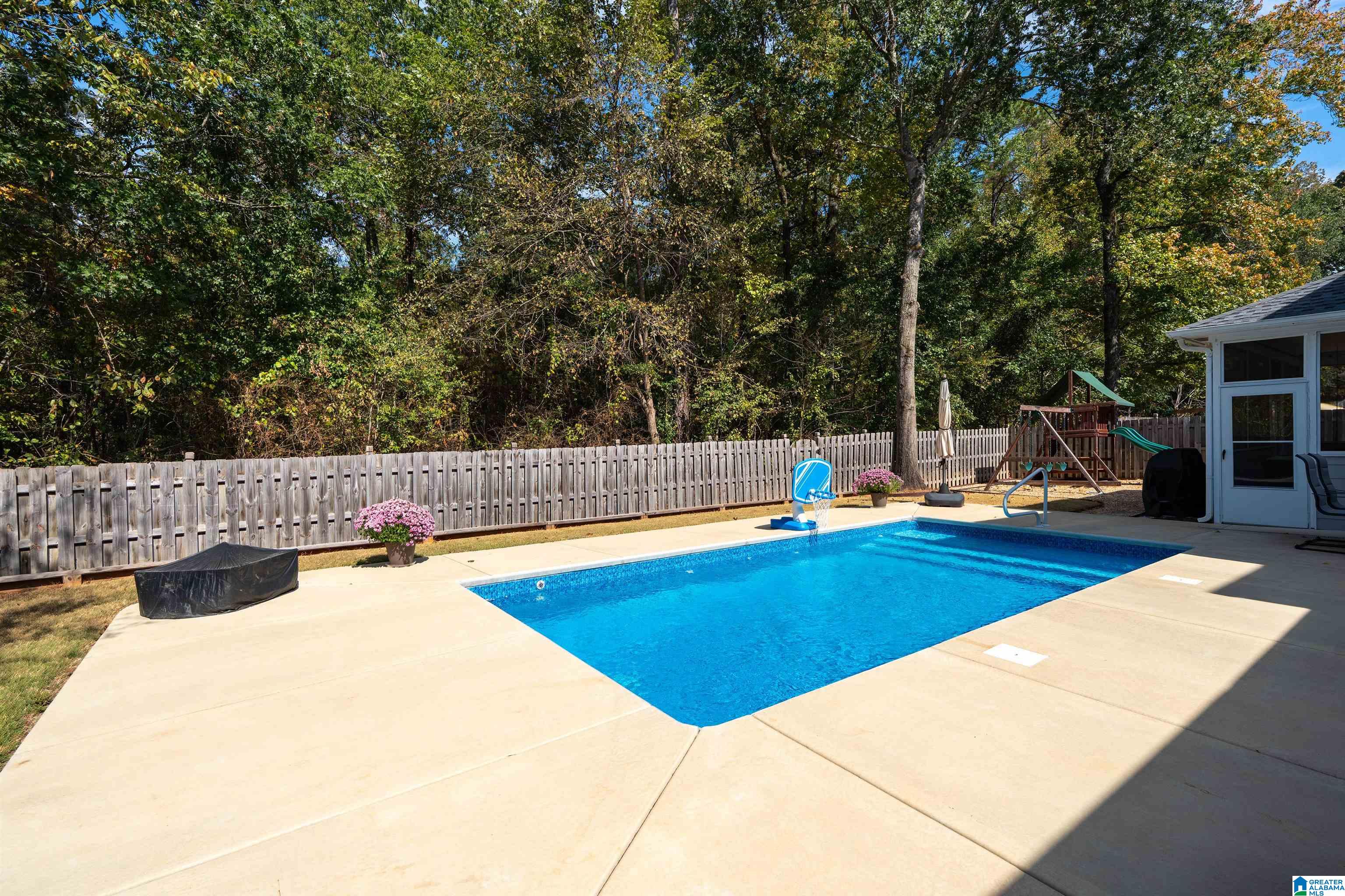 1108 AMBERLEY WOODS DRIVE