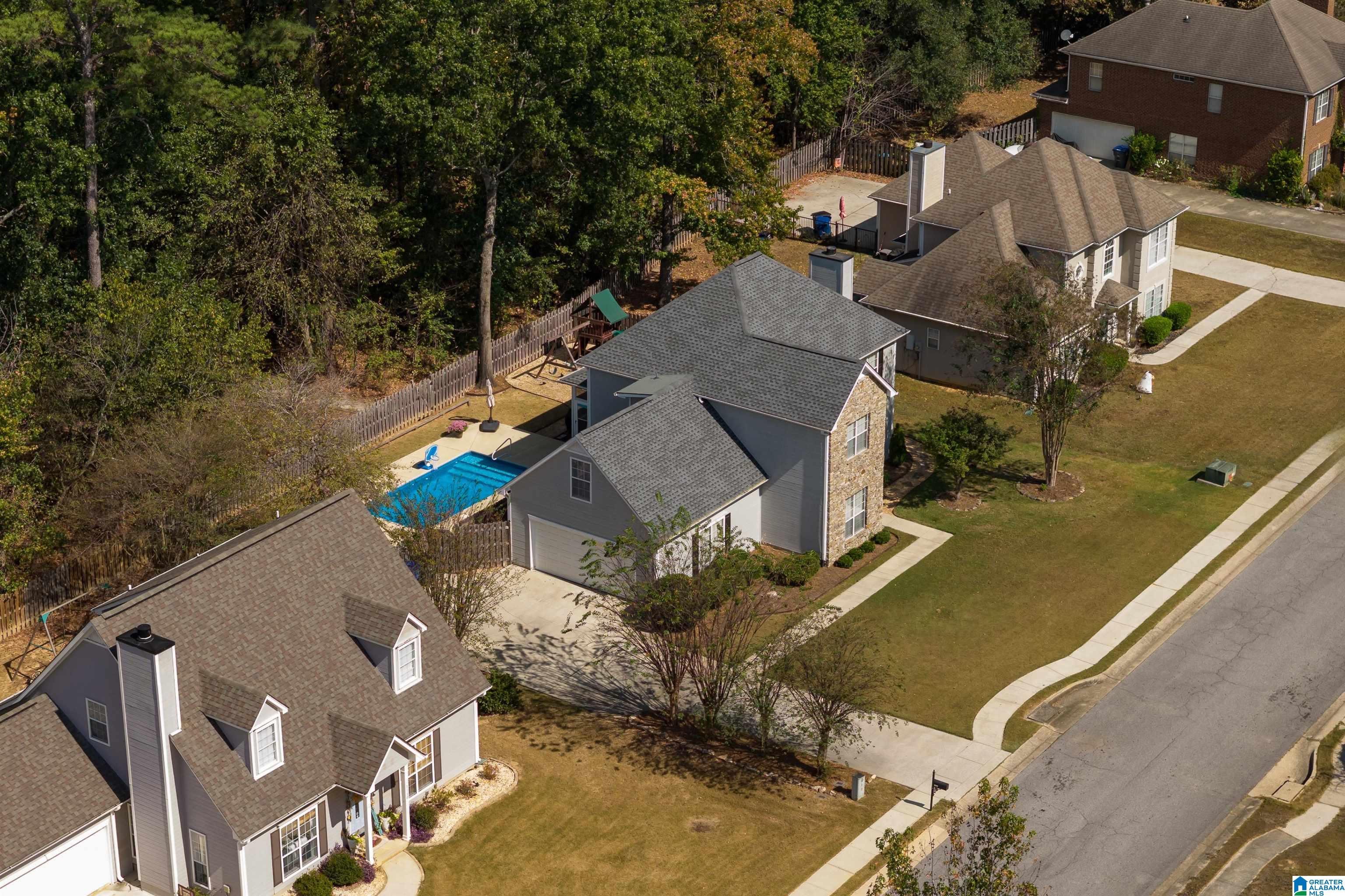 1108 AMBERLEY WOODS DRIVE