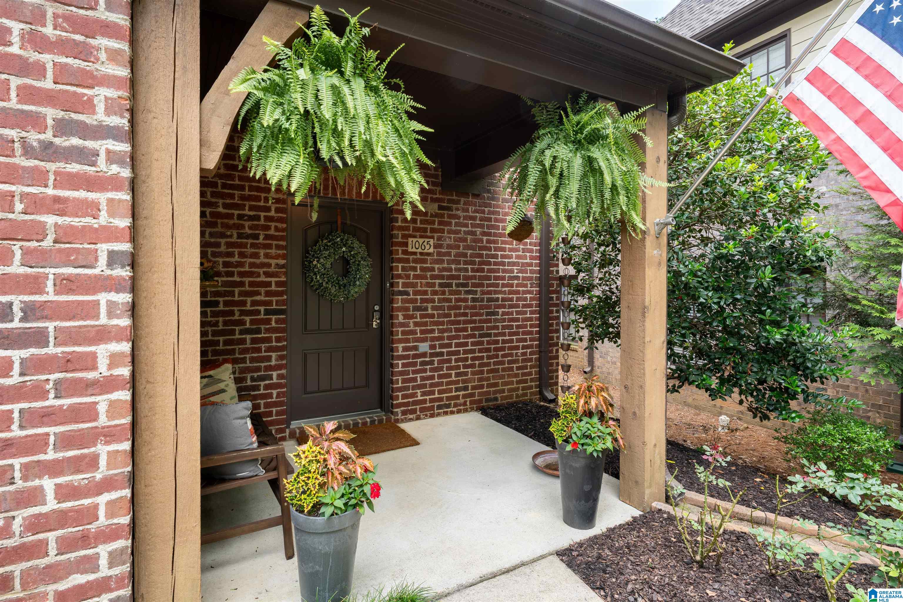 1065 INVERNESS COVE WAY