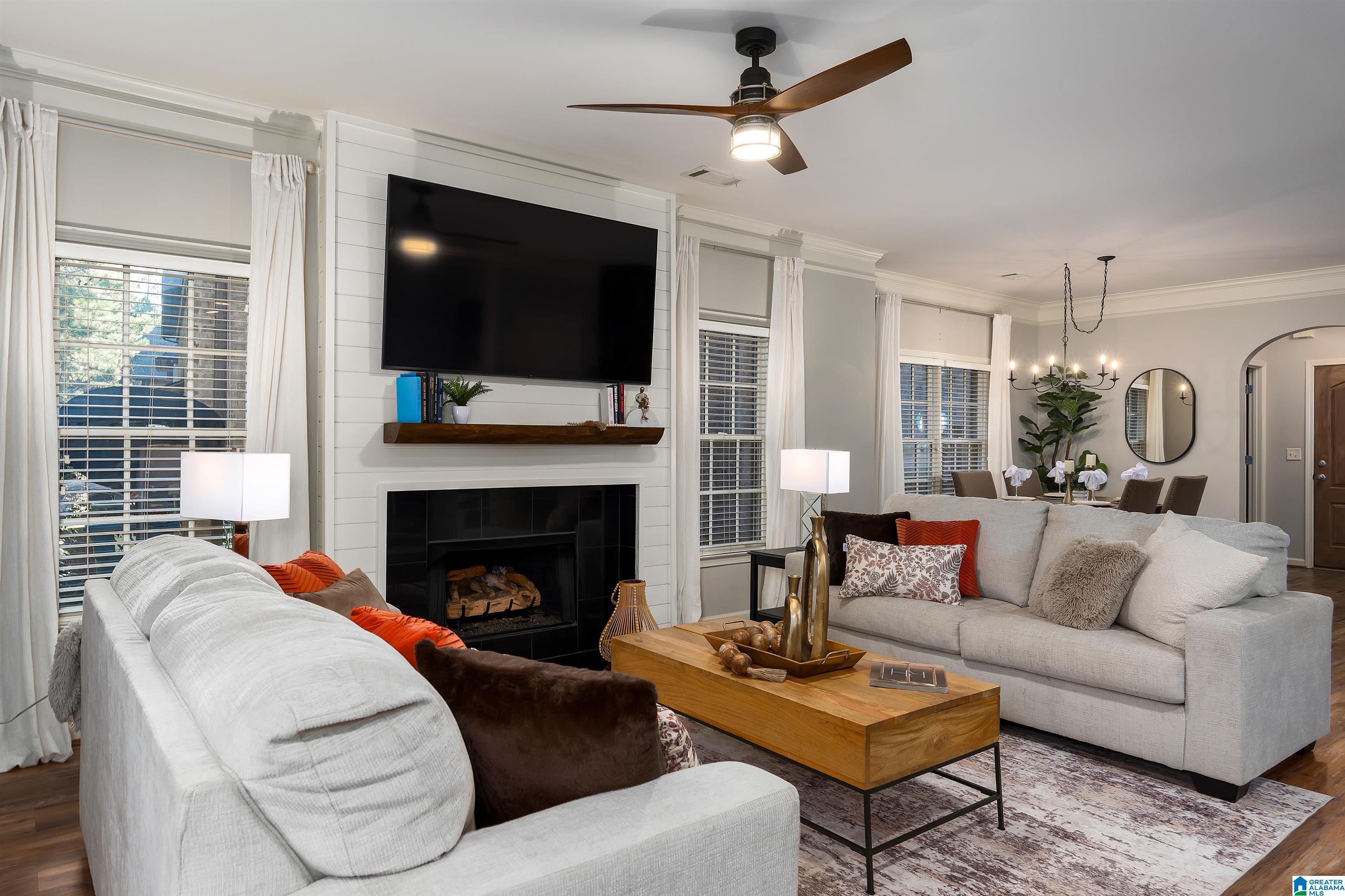 1065 INVERNESS COVE WAY