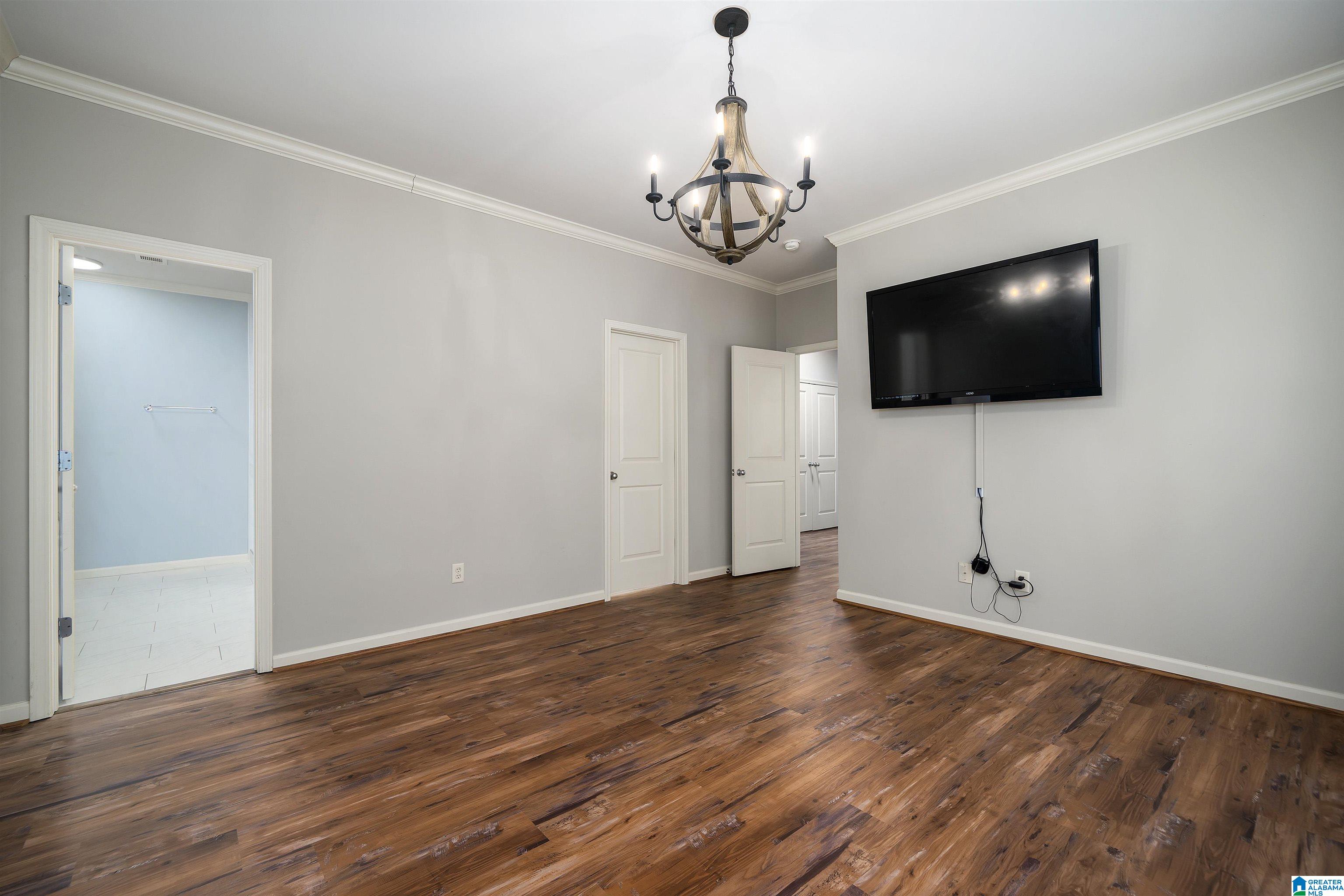 1065 INVERNESS COVE WAY