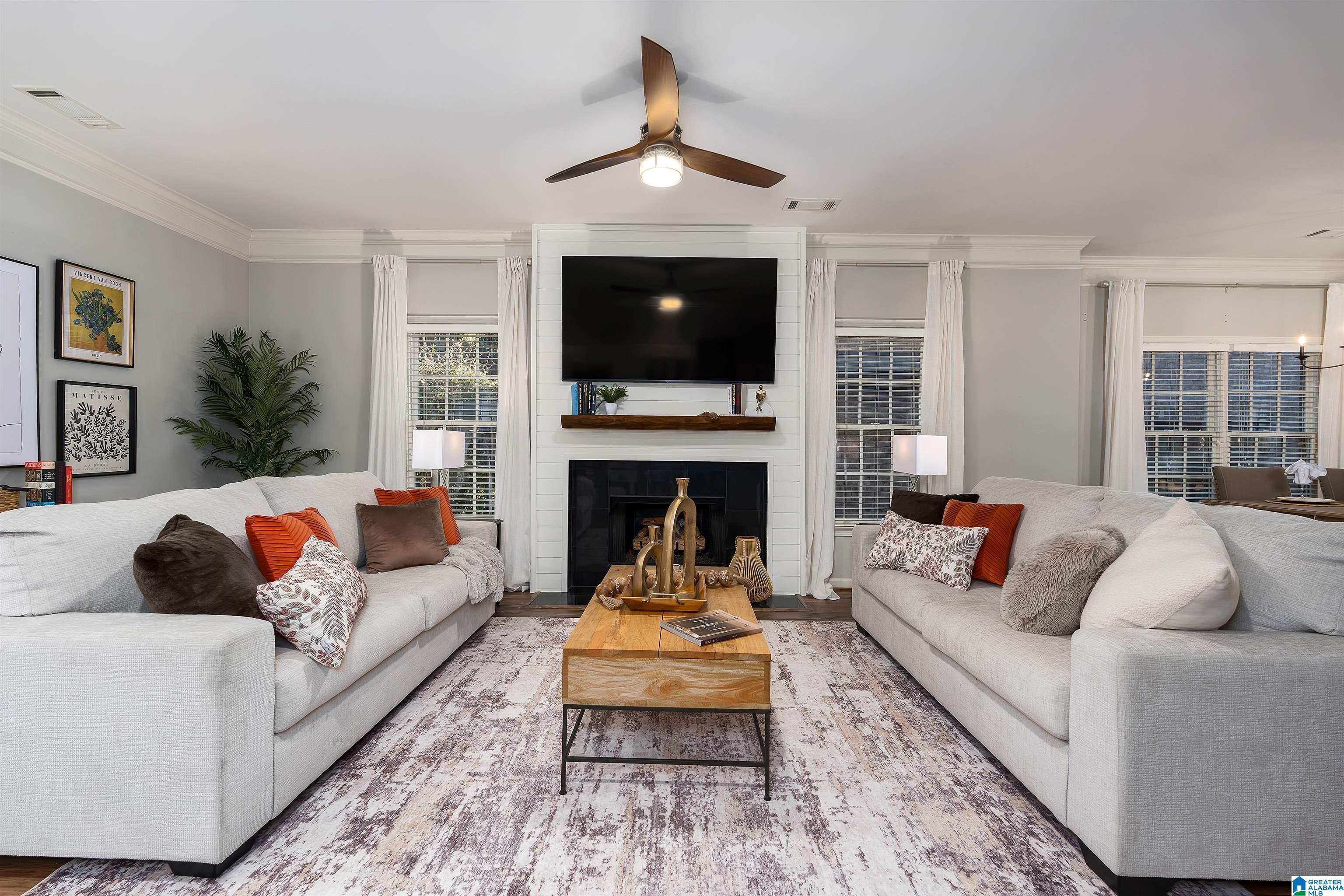 1065 INVERNESS COVE WAY