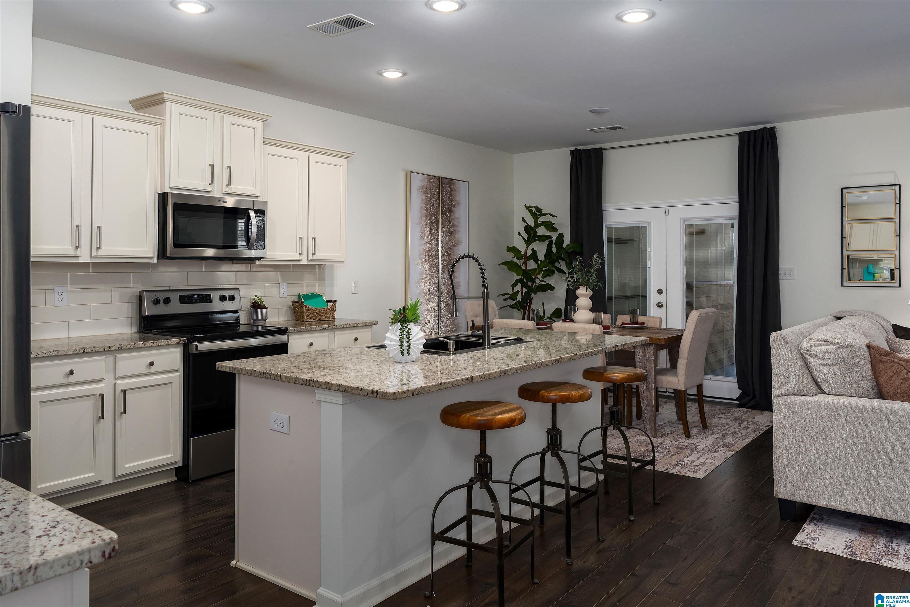 1009 CANVASBACK WAY