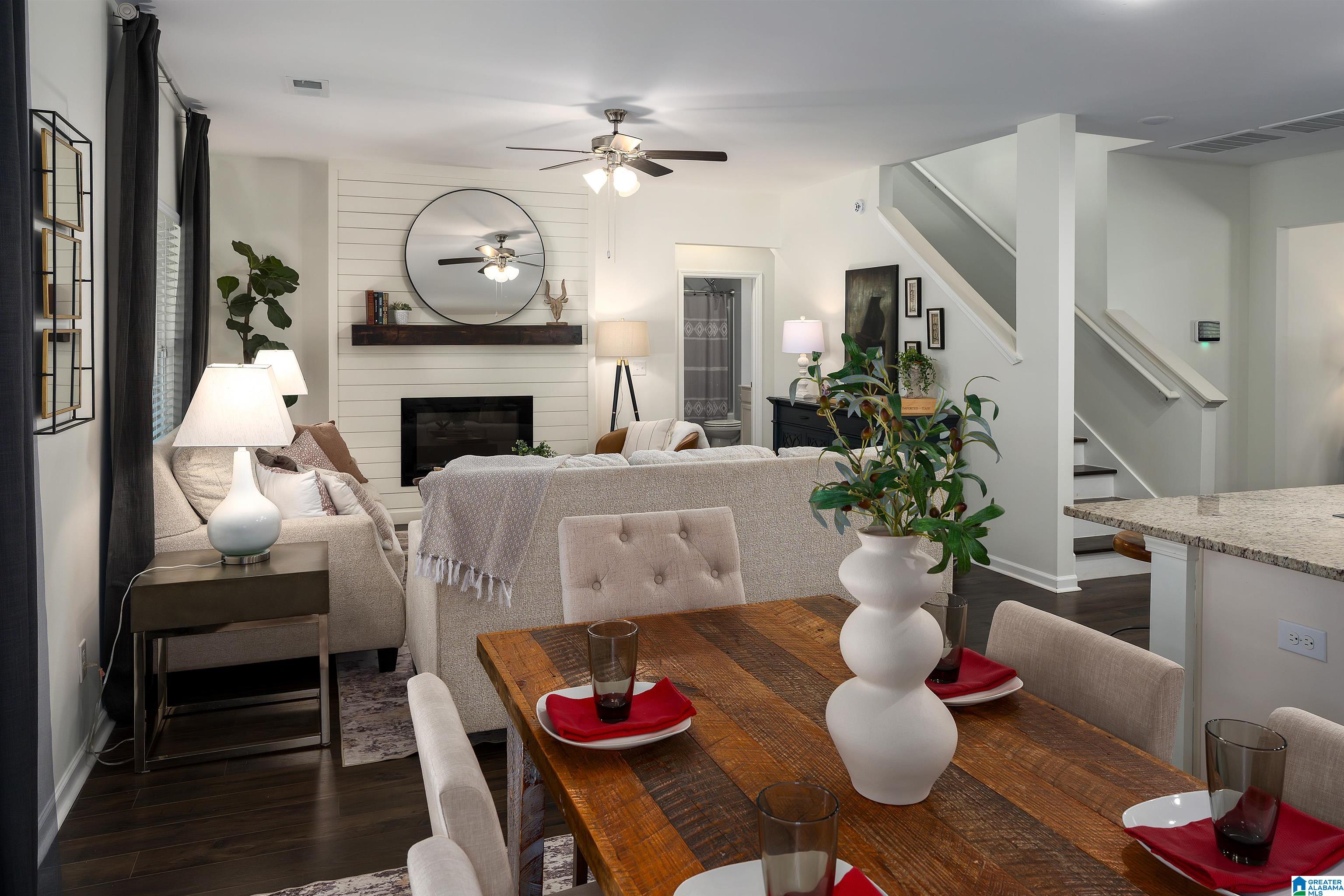 1009 CANVASBACK WAY