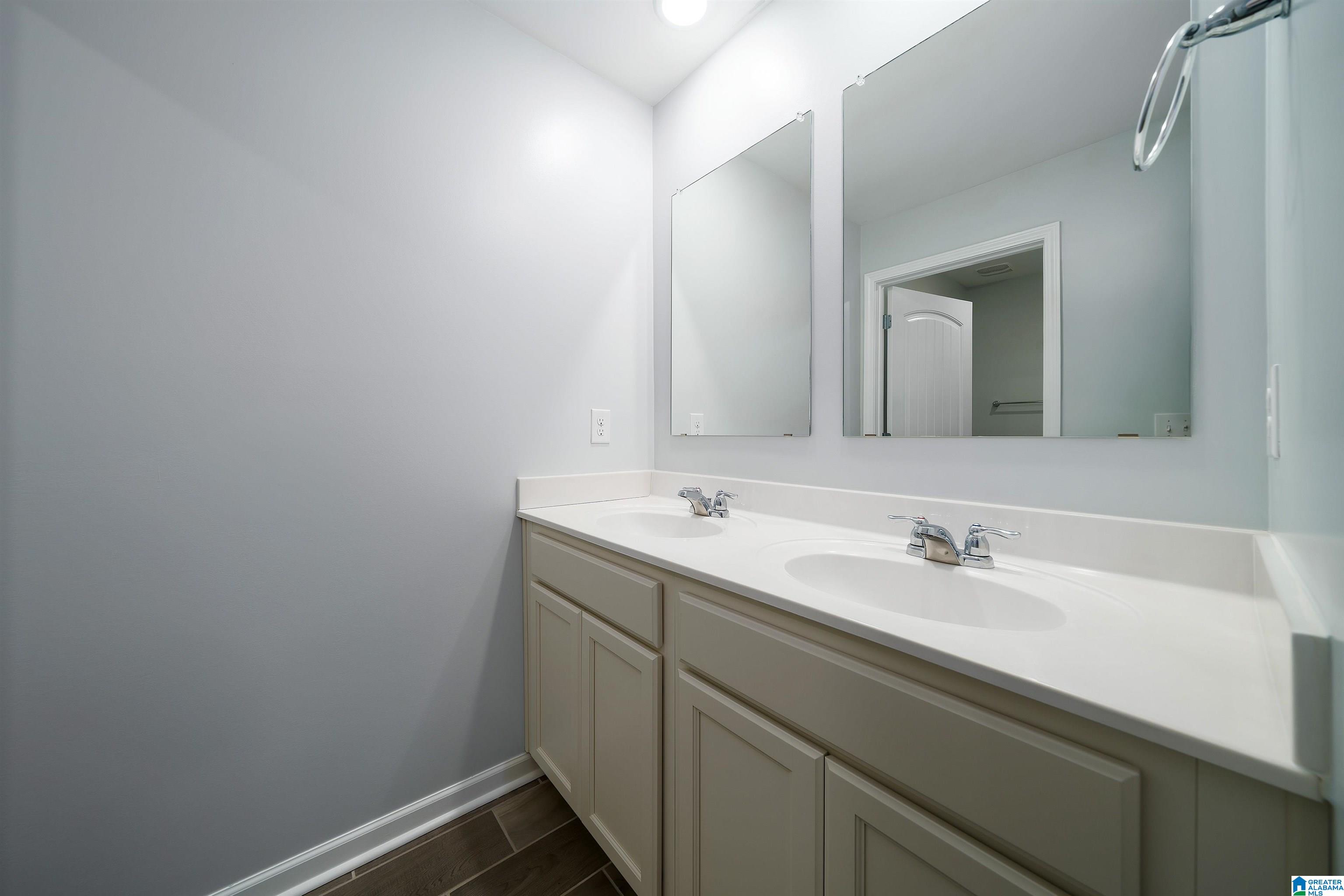 1009 CANVASBACK WAY