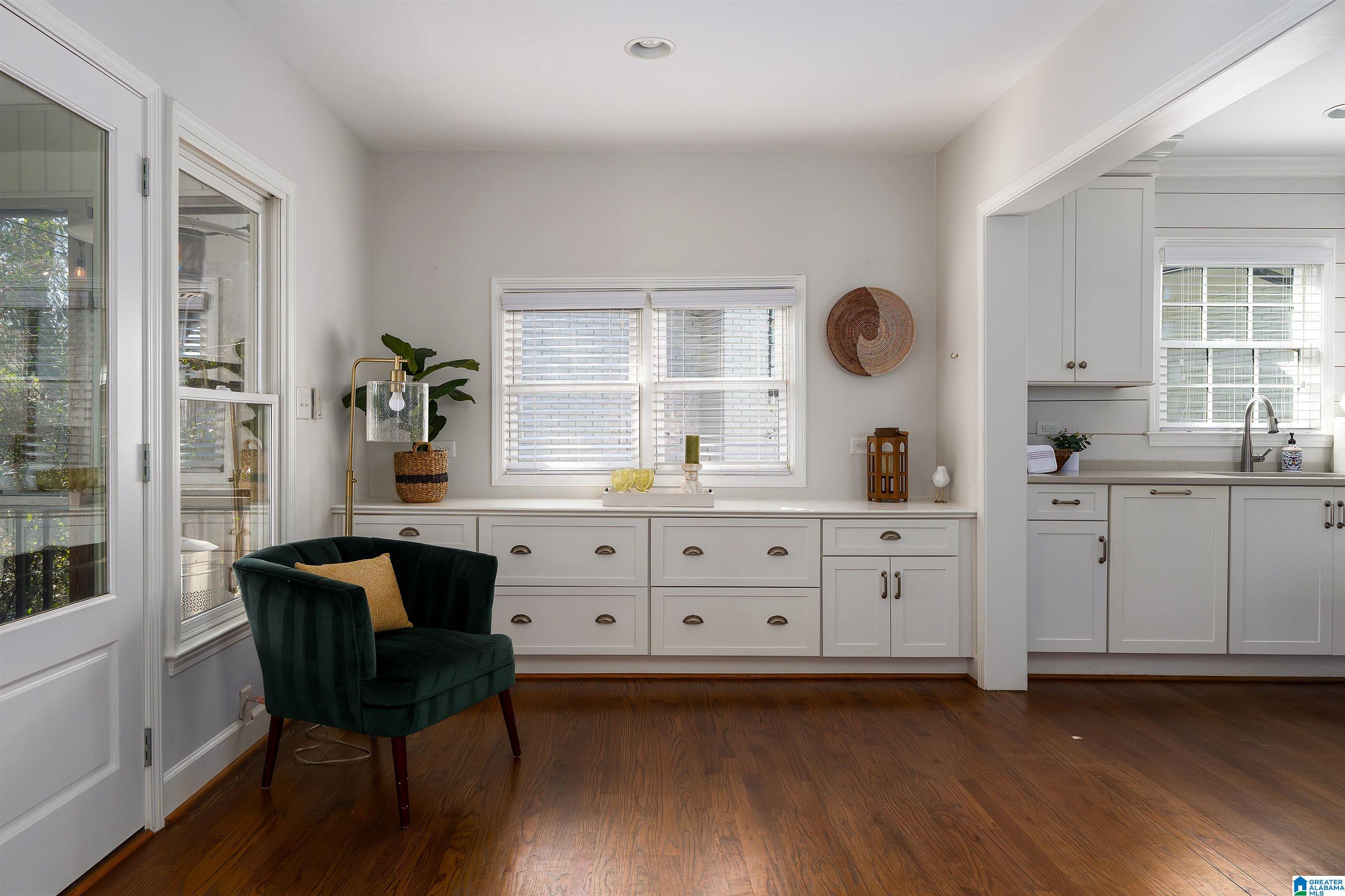 1745 WELLINGTON ROAD