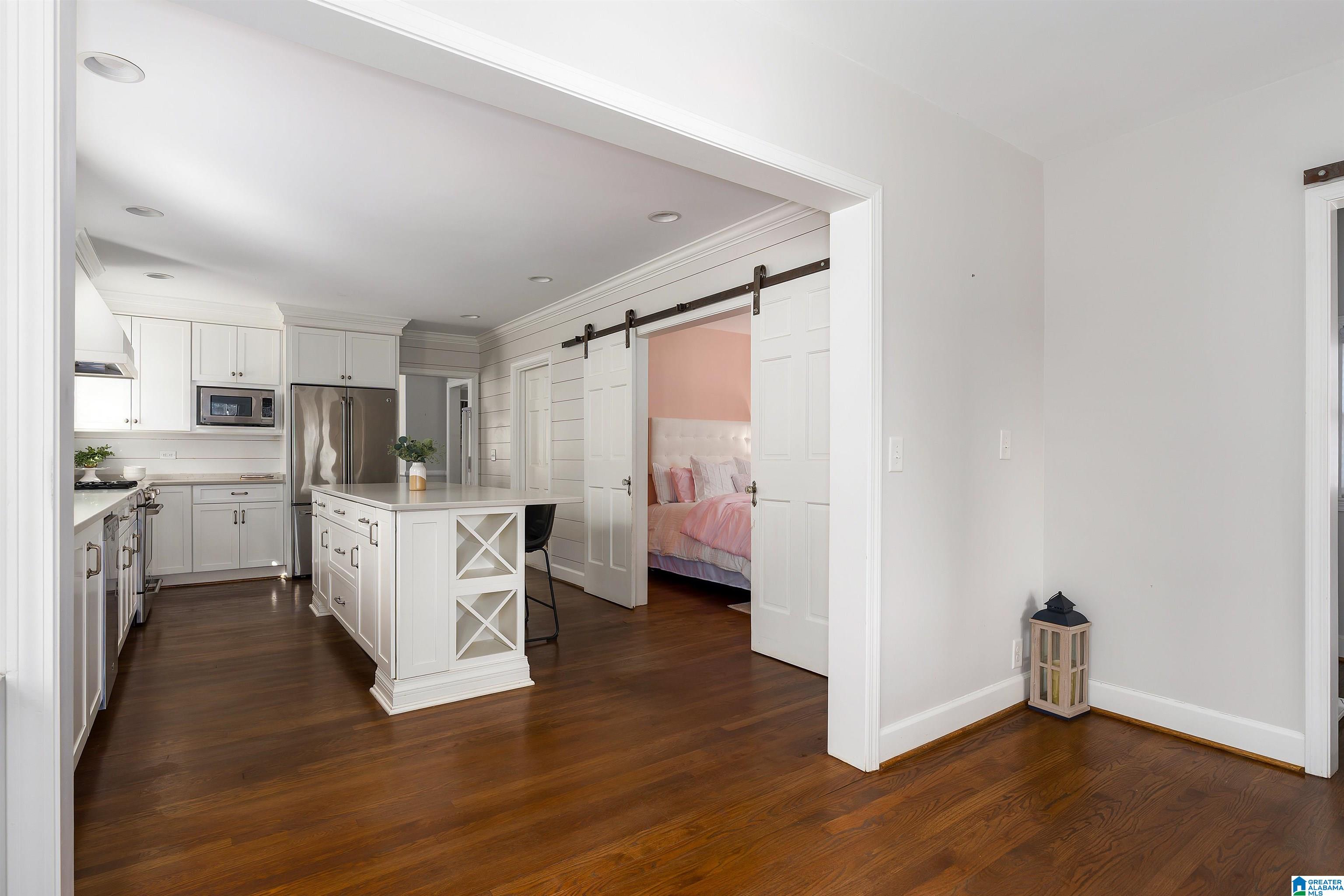 1745 WELLINGTON ROAD