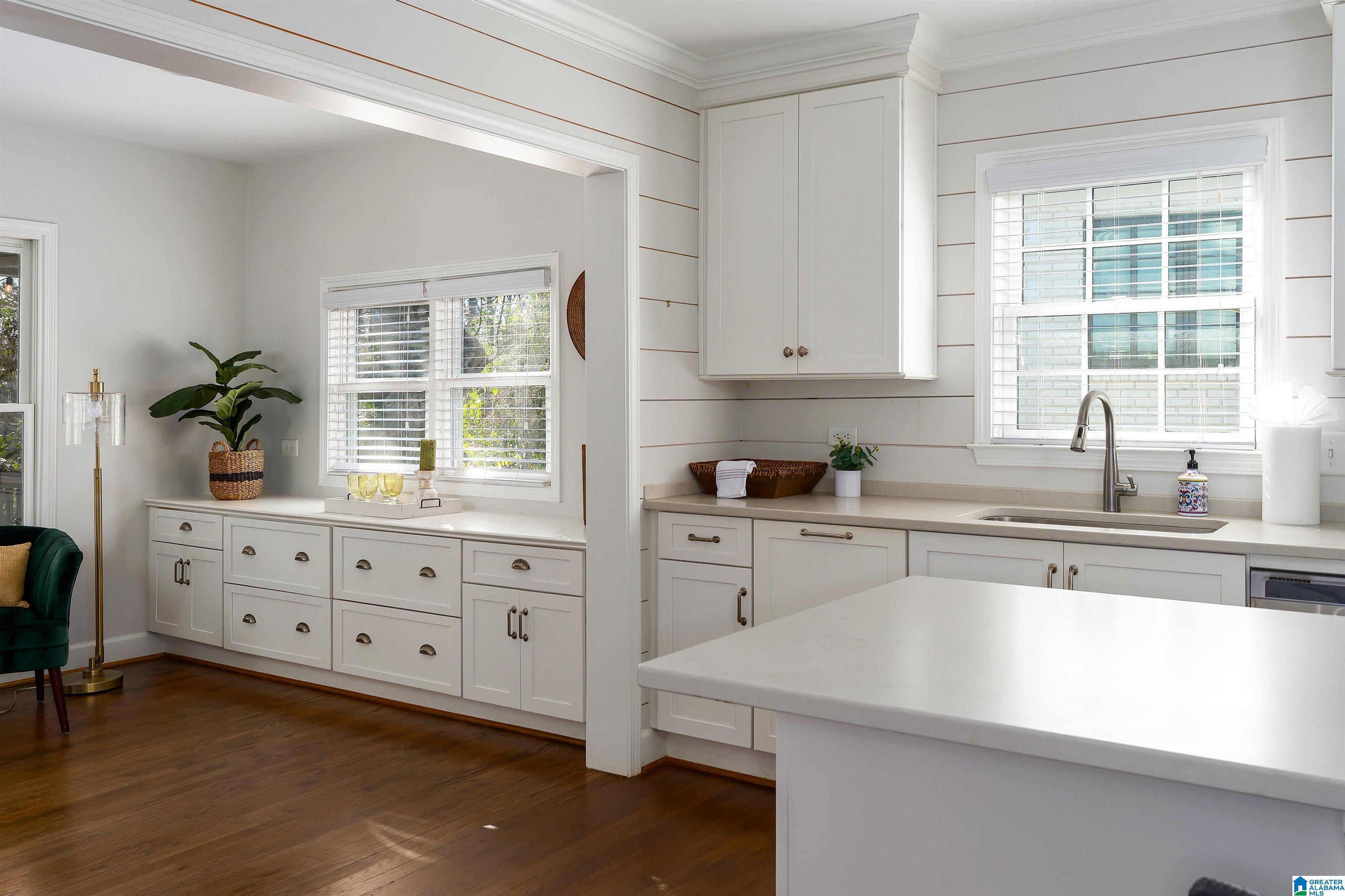 1745 WELLINGTON ROAD