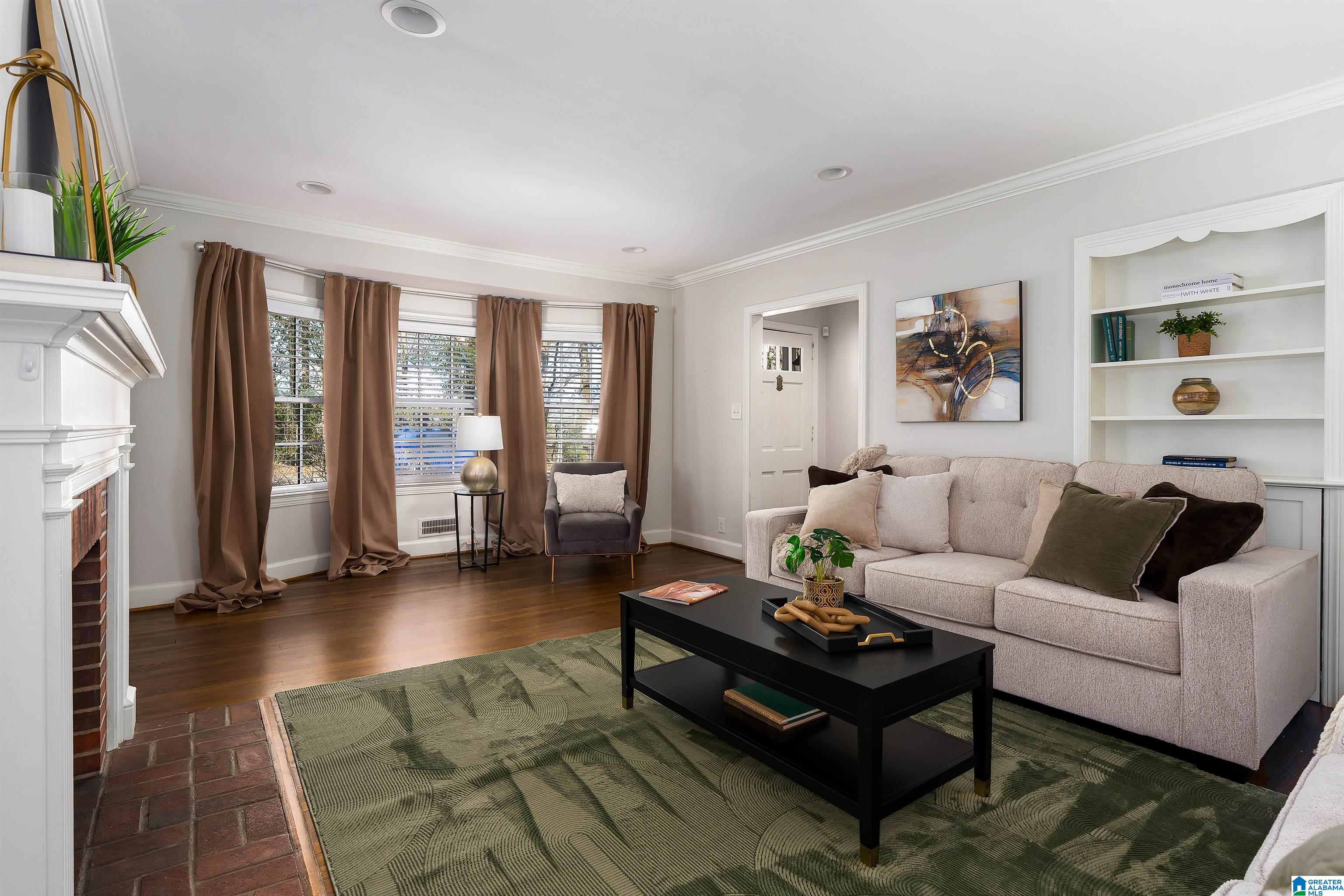 1745 WELLINGTON ROAD