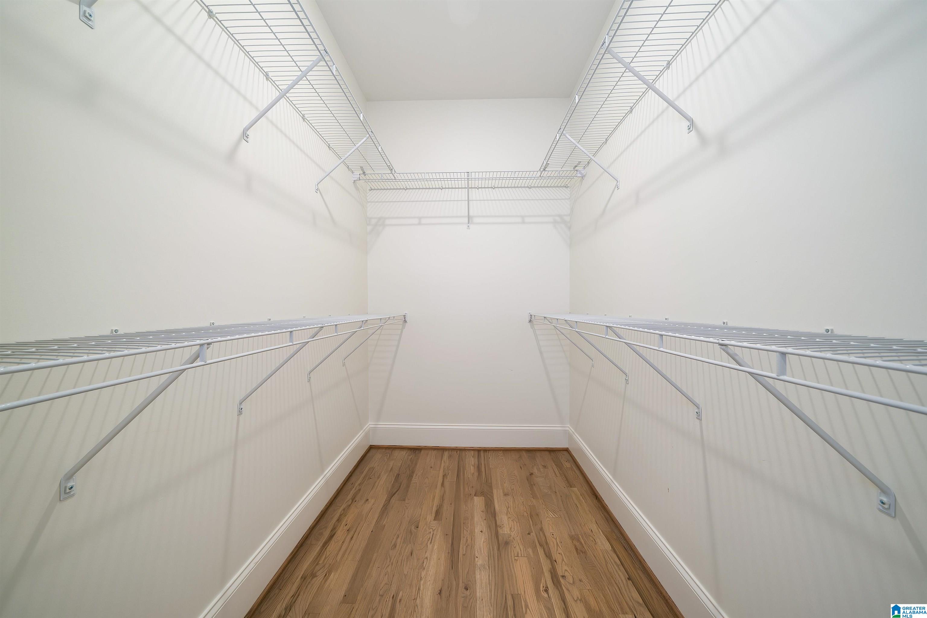 6212 SHADES POINTE LANE