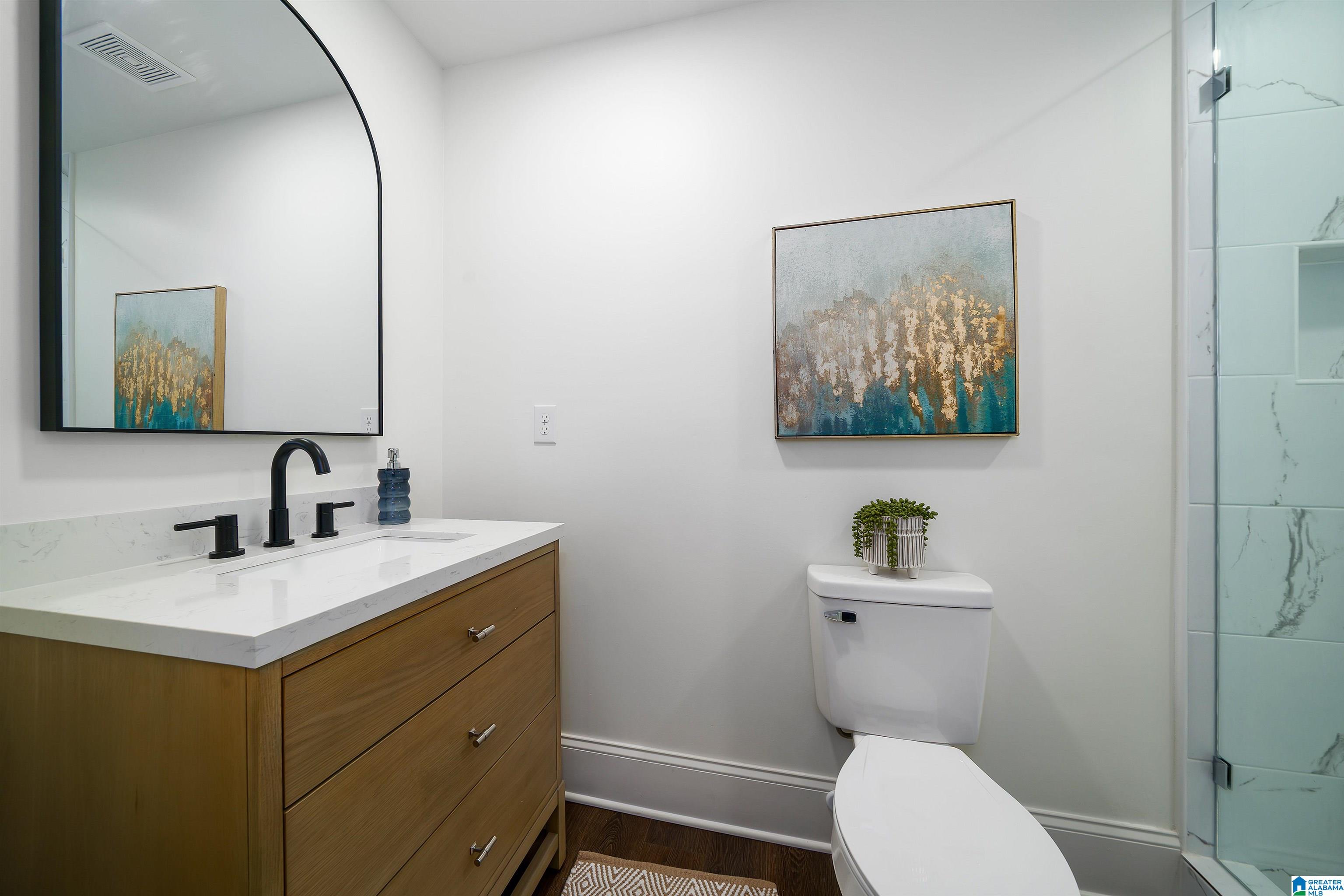 6212 SHADES POINTE LANE