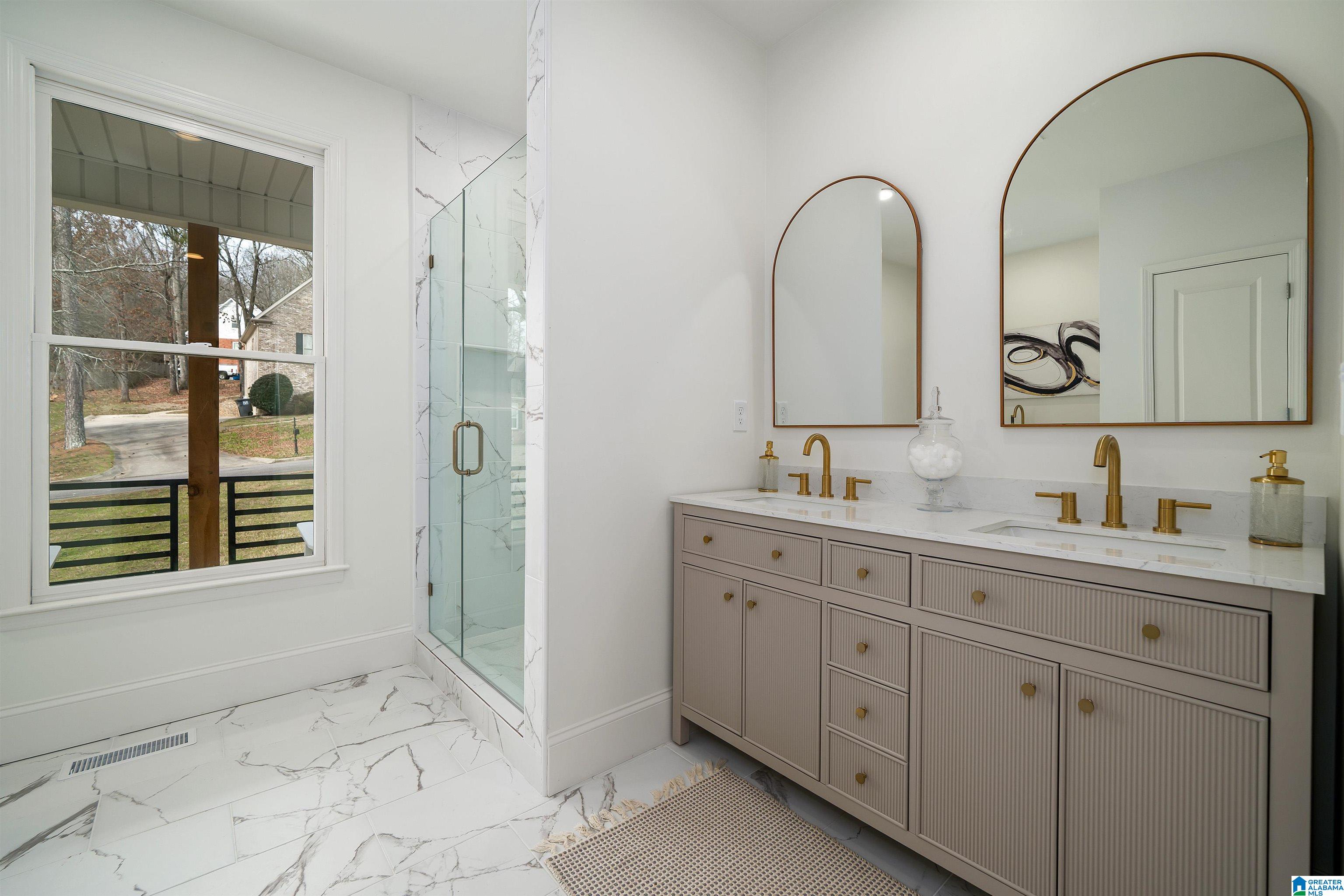 6212 SHADES POINTE LANE