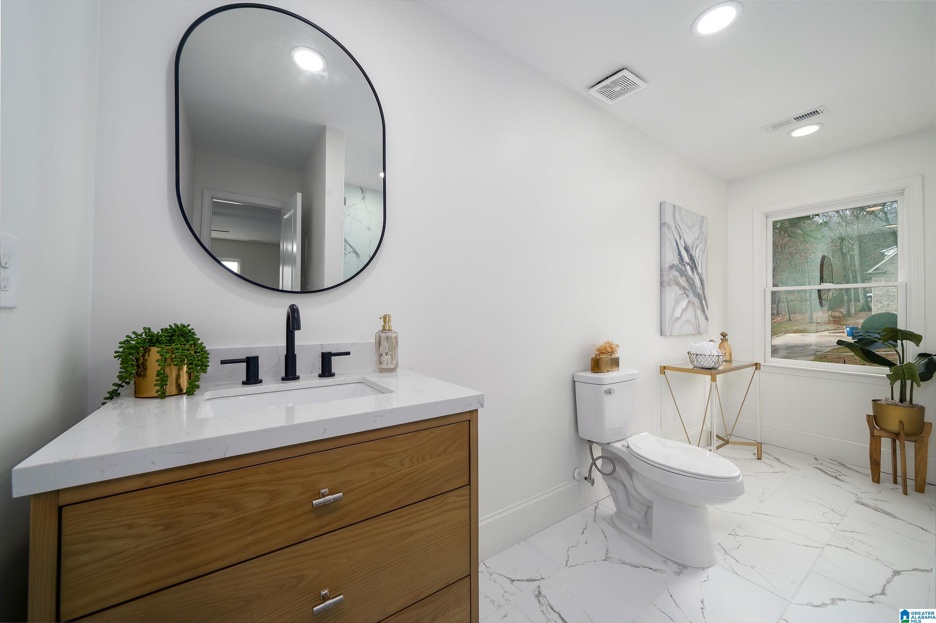 6212 SHADES POINTE LANE