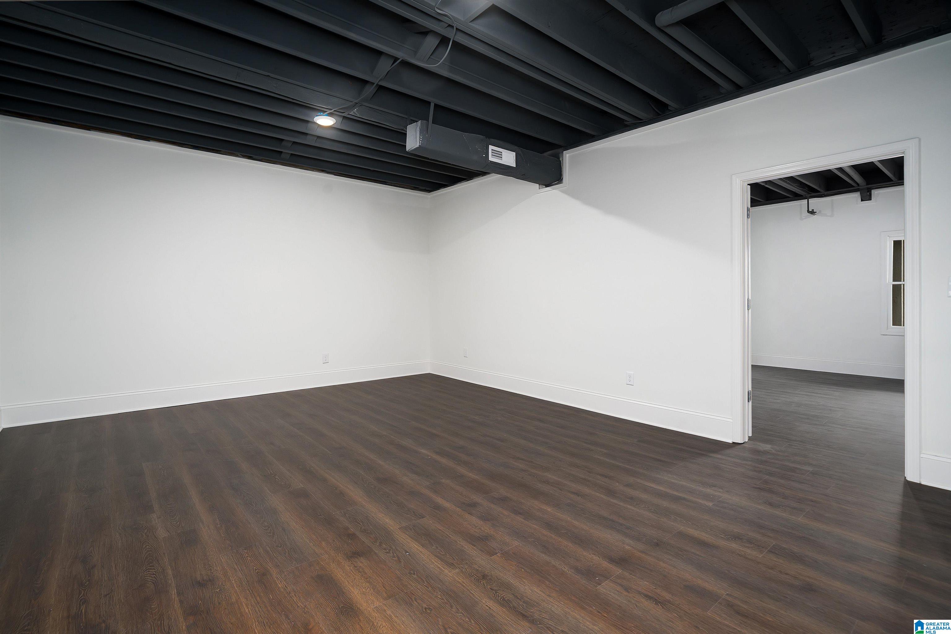 6212 SHADES POINTE LANE