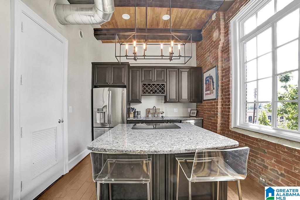 2301 1ST AVENUE N 202