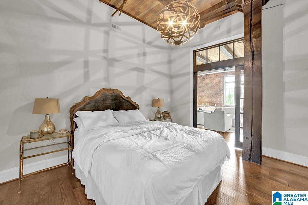 2301 1ST AVENUE N 202