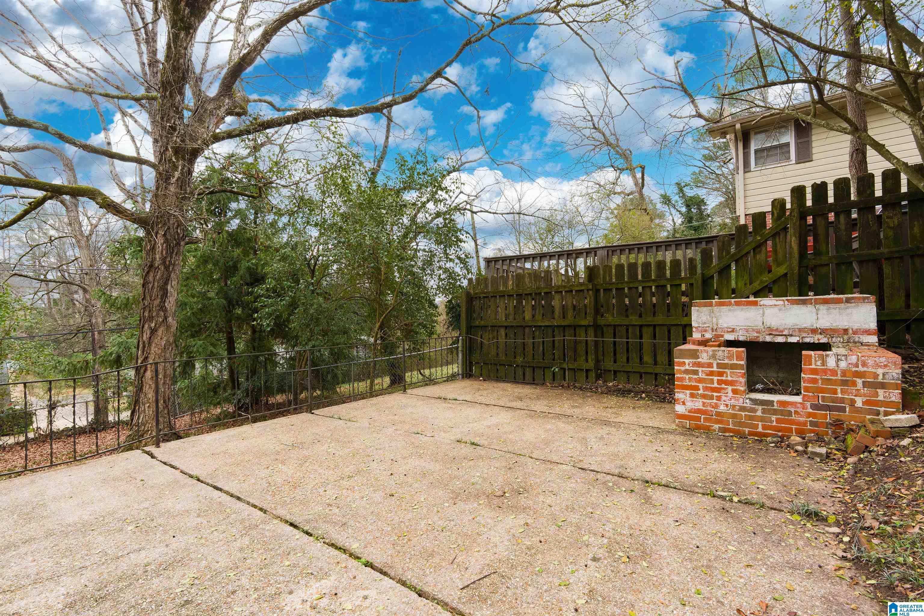 115 HILLSIDE ROAD
