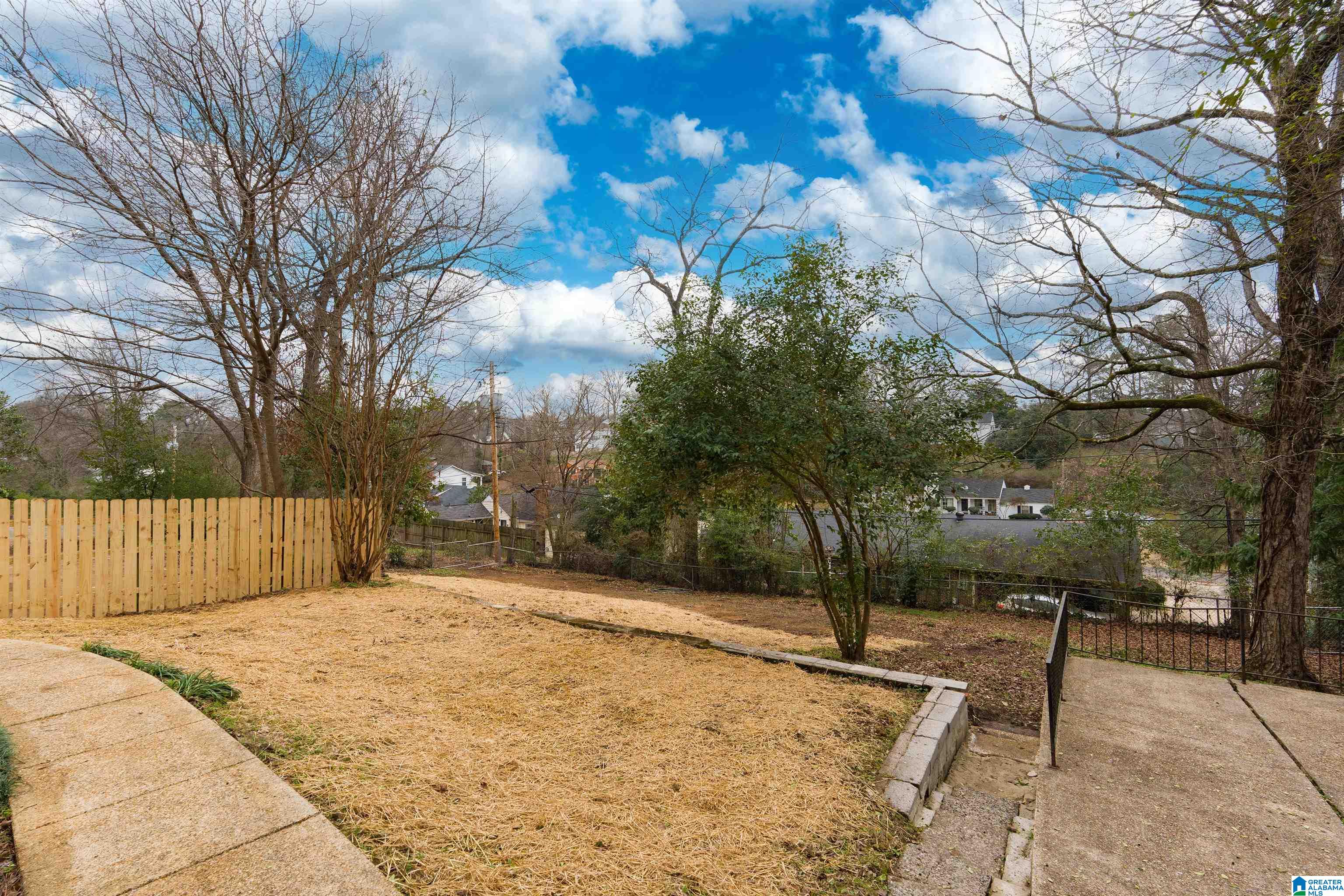 115 HILLSIDE ROAD