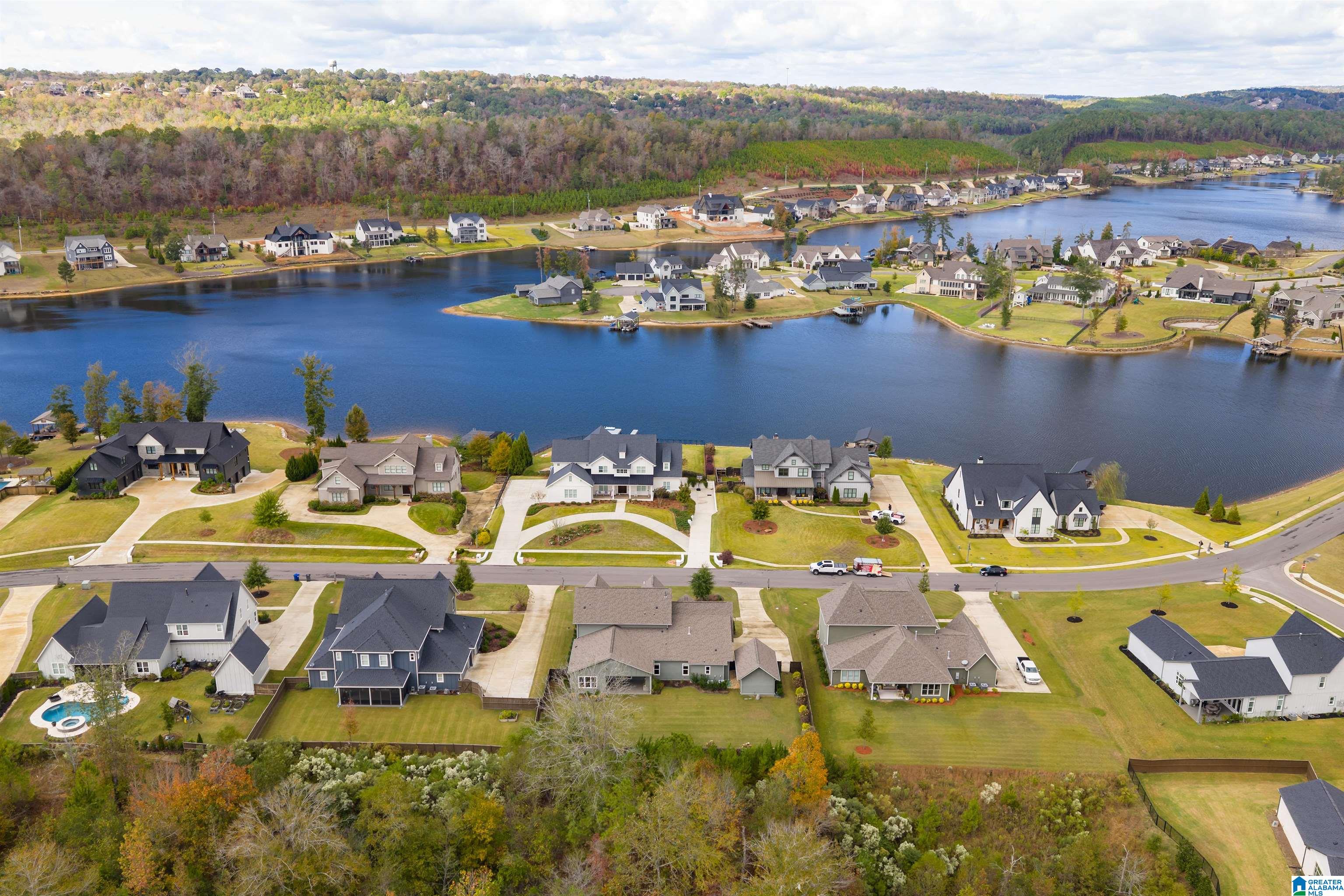 2744 BLACKRIDGE LANE