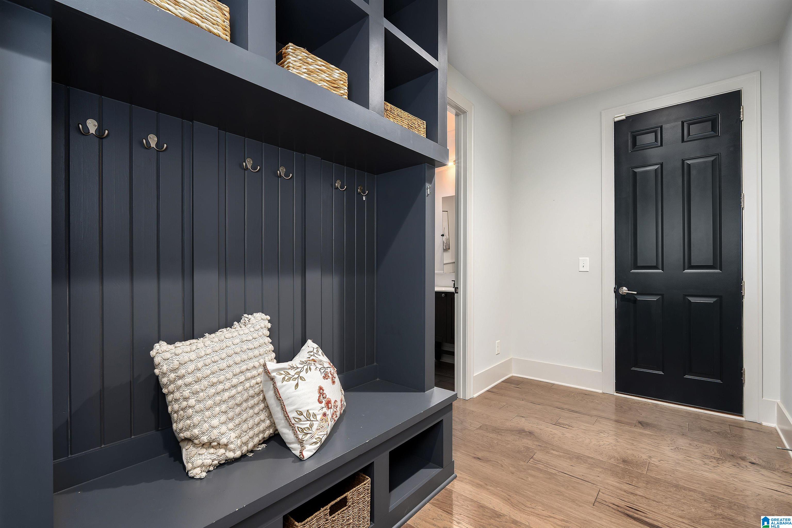 2744 BLACKRIDGE LANE