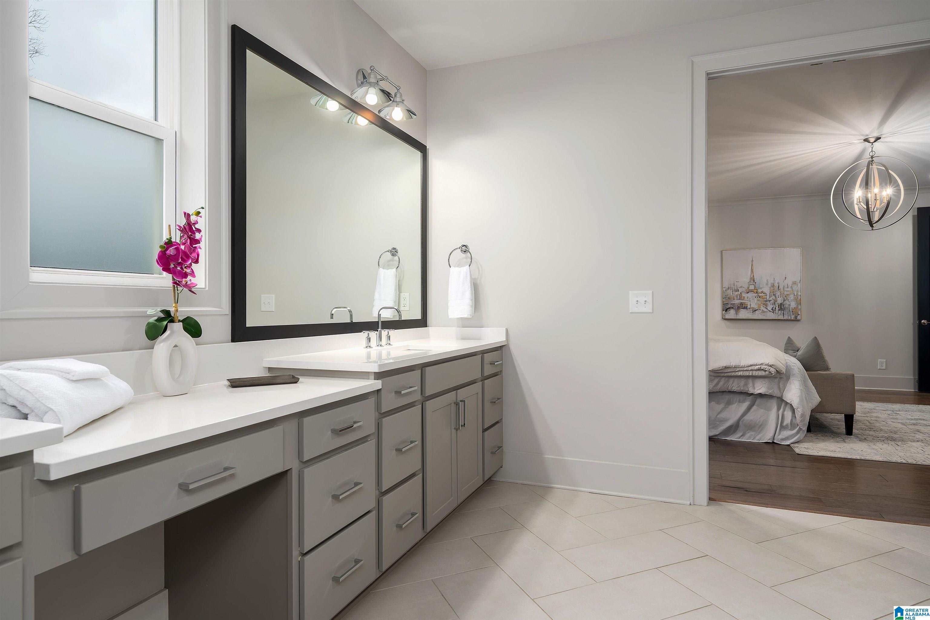 2744 BLACKRIDGE LANE