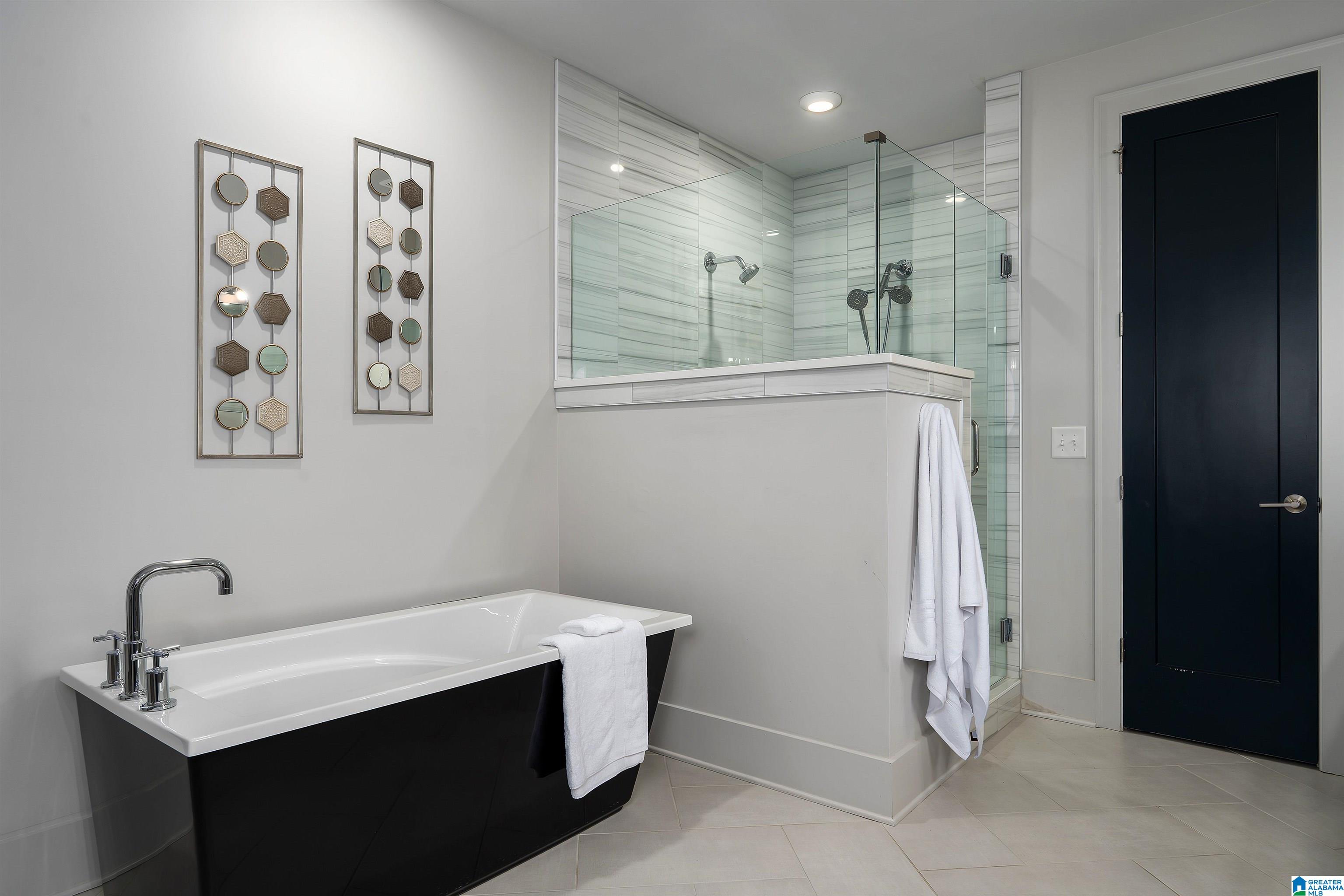 2744 BLACKRIDGE LANE