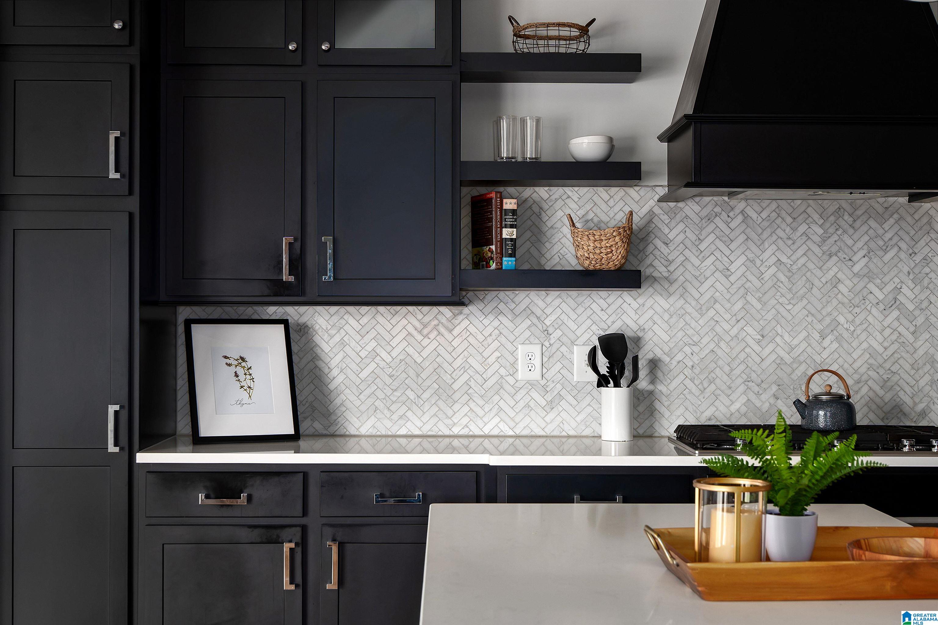 2744 BLACKRIDGE LANE