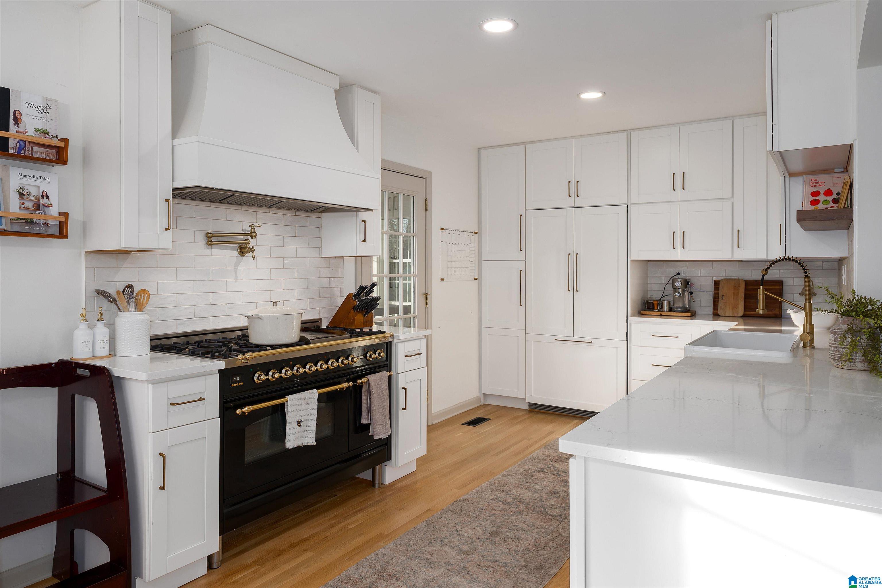 824 ACTON AVENUE