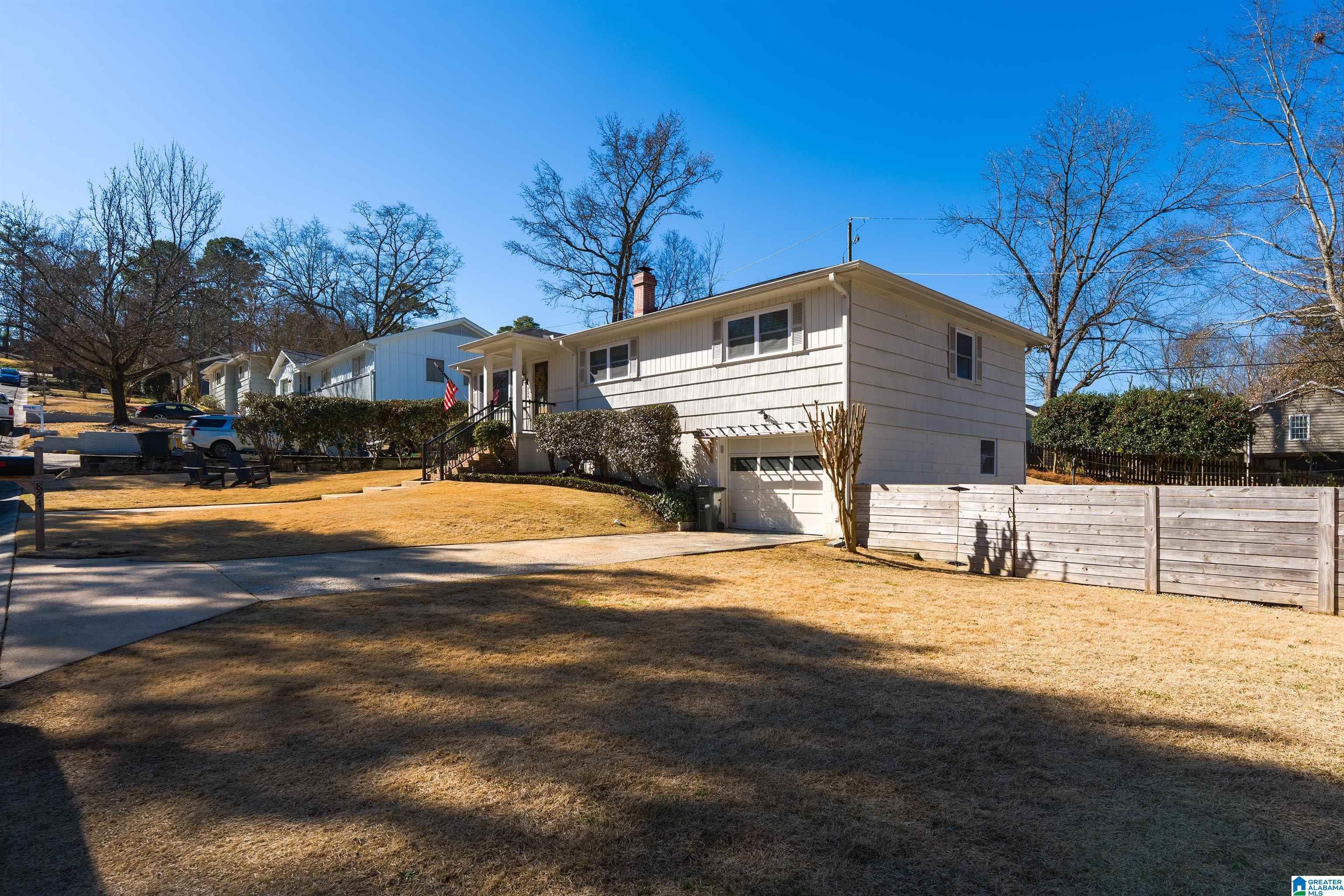 824 ACTON AVENUE