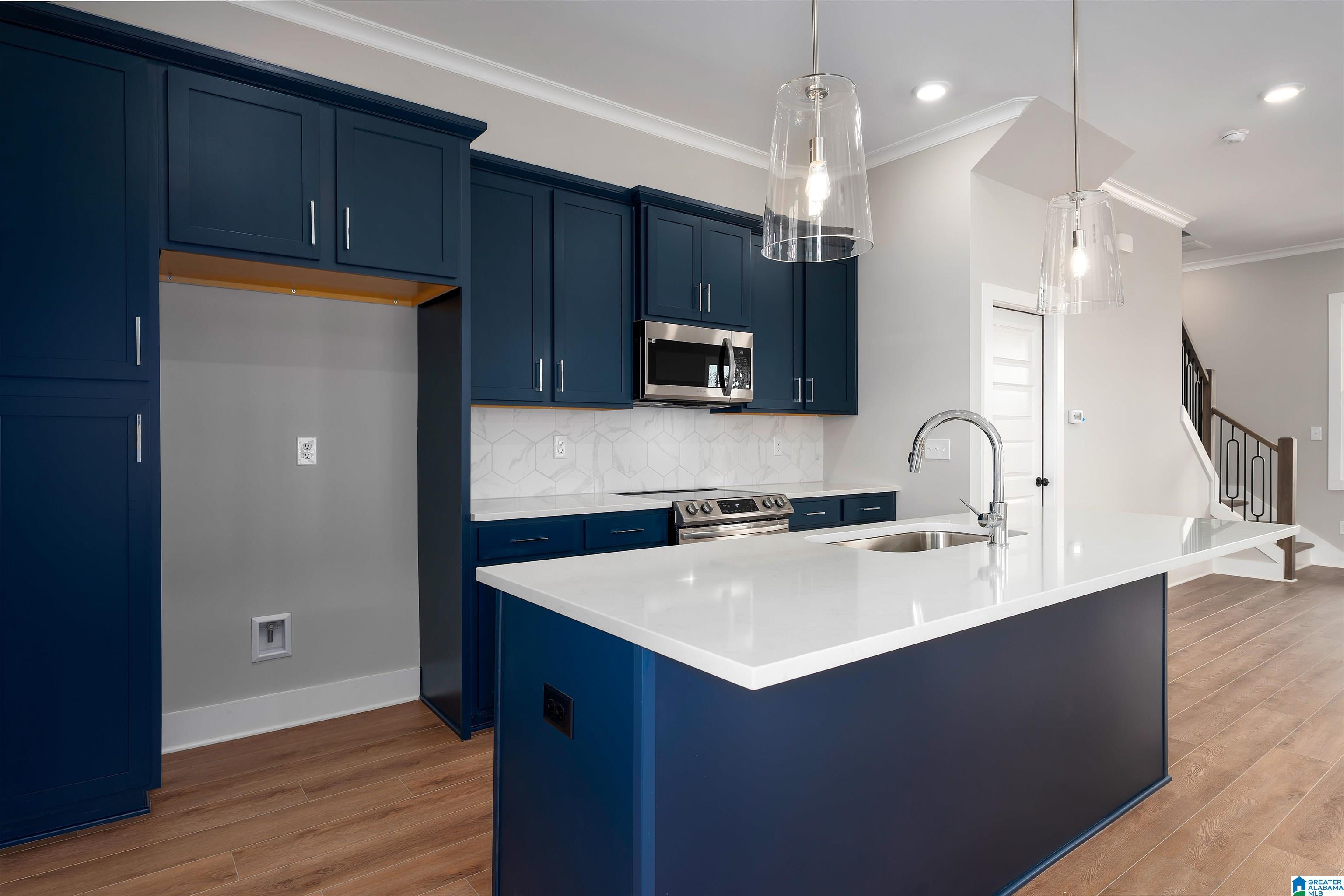 46524652 EVERLEE PARKWAY