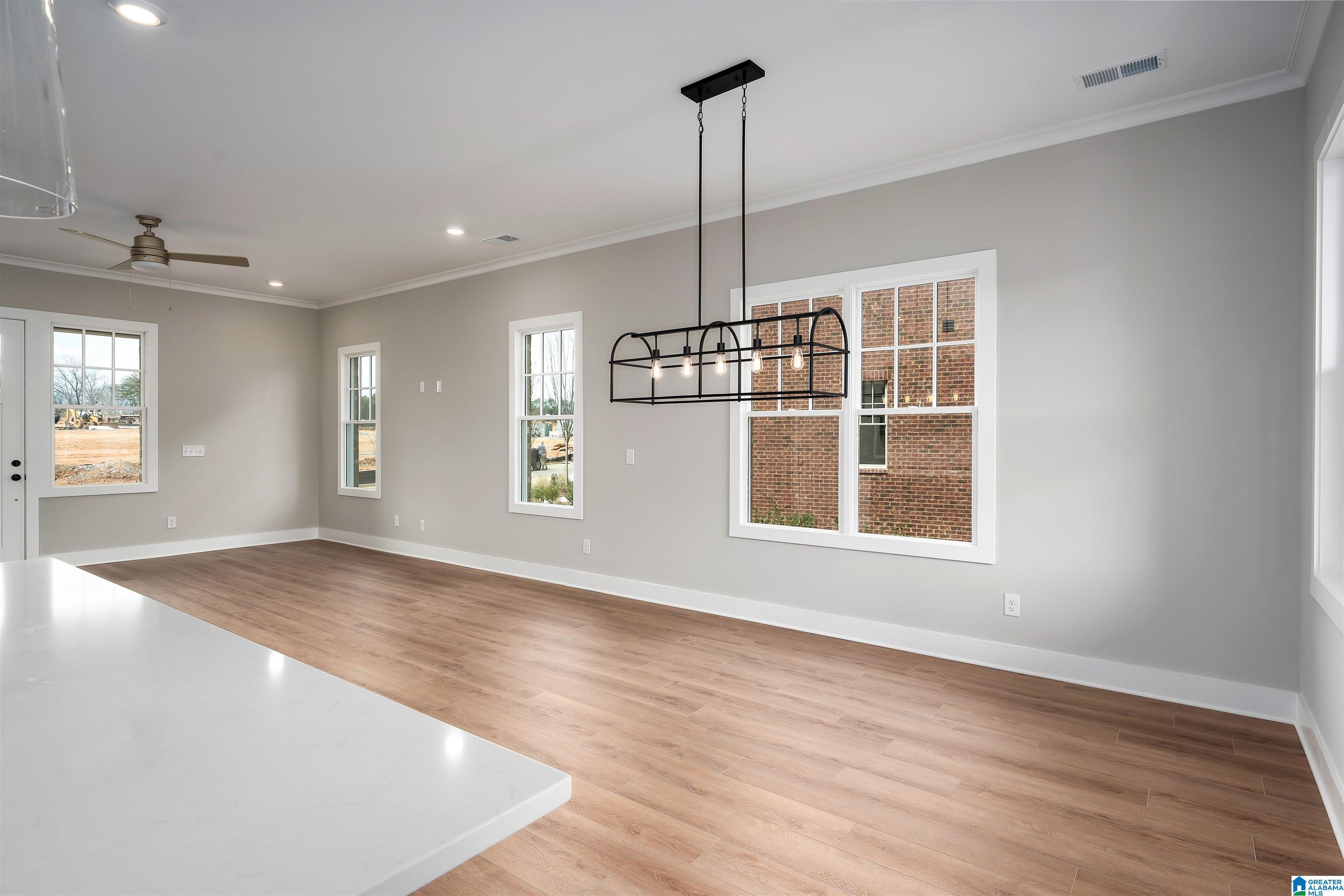 46524652 EVERLEE PARKWAY