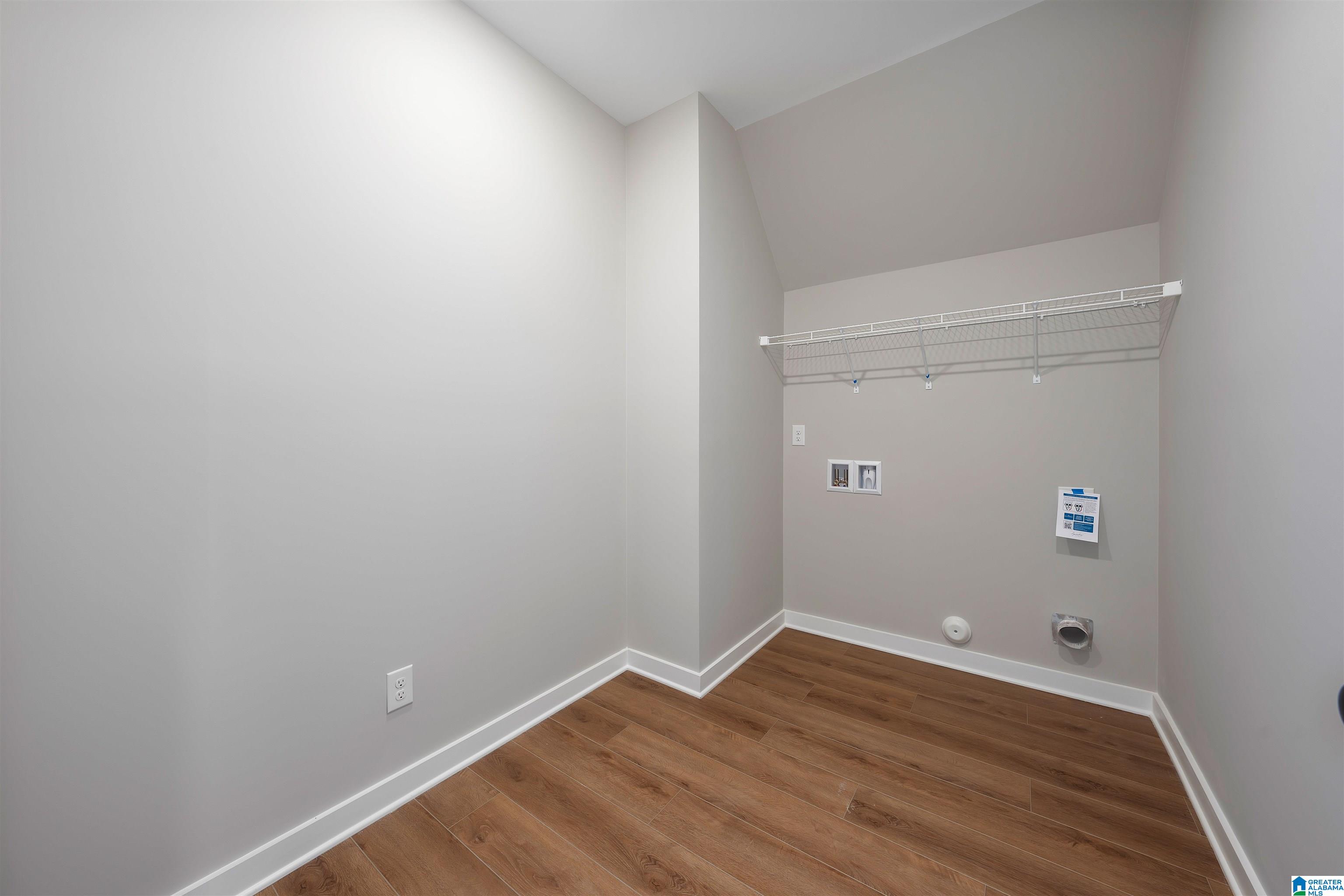 46524652 EVERLEE PARKWAY