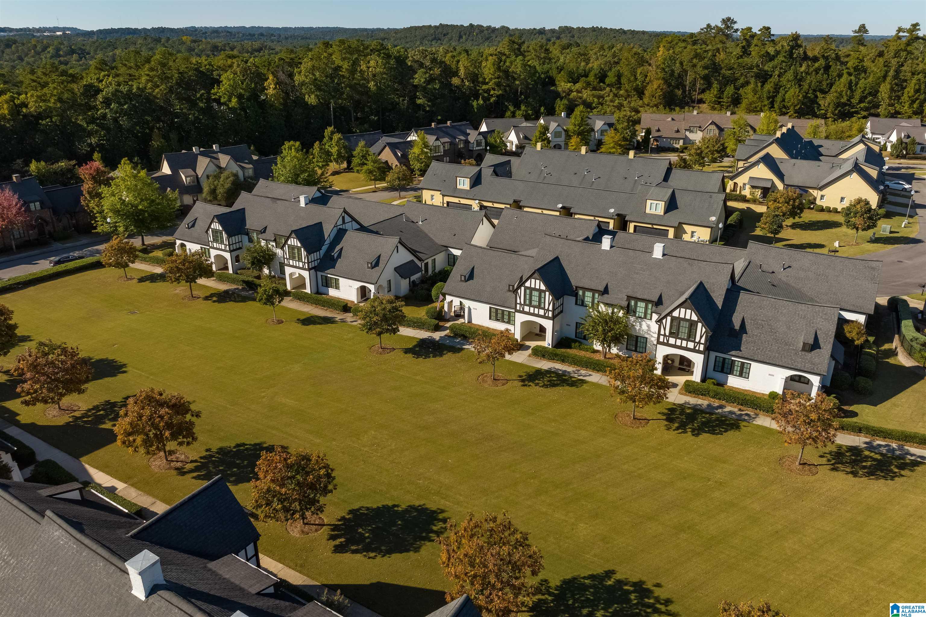 1103 BARRISTERS COURT