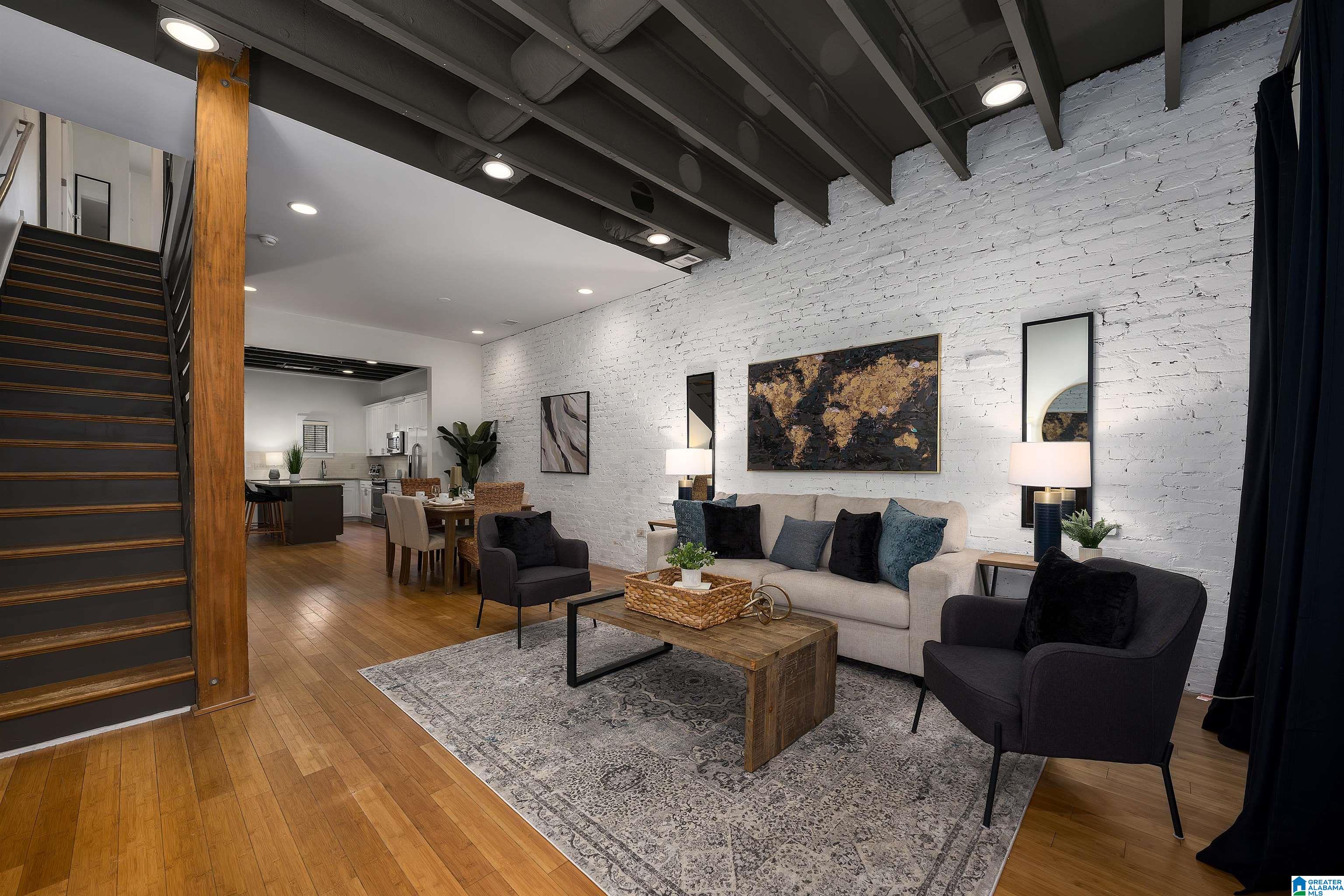 1103 BARRISTERS COURT