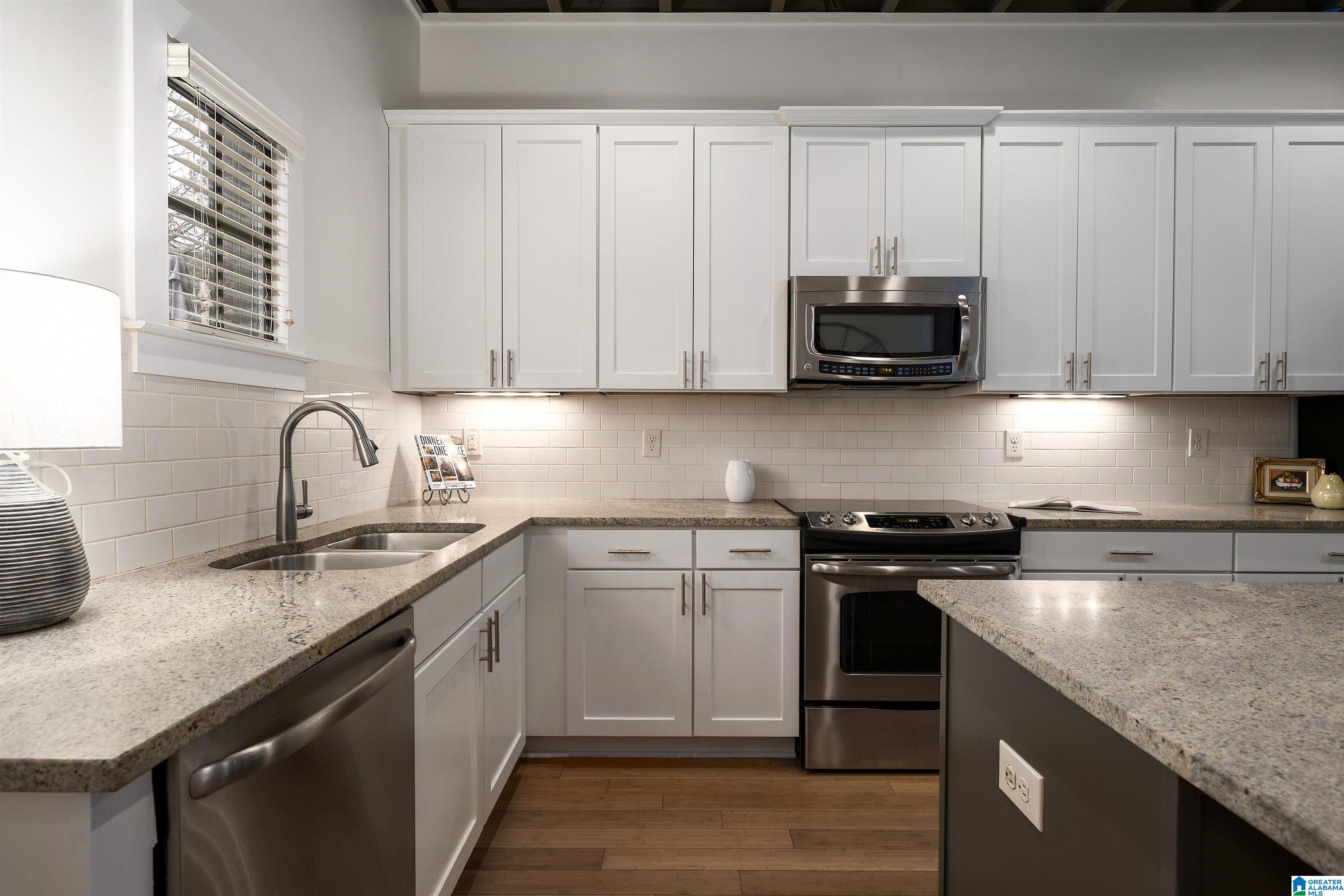 1103 BARRISTERS COURT