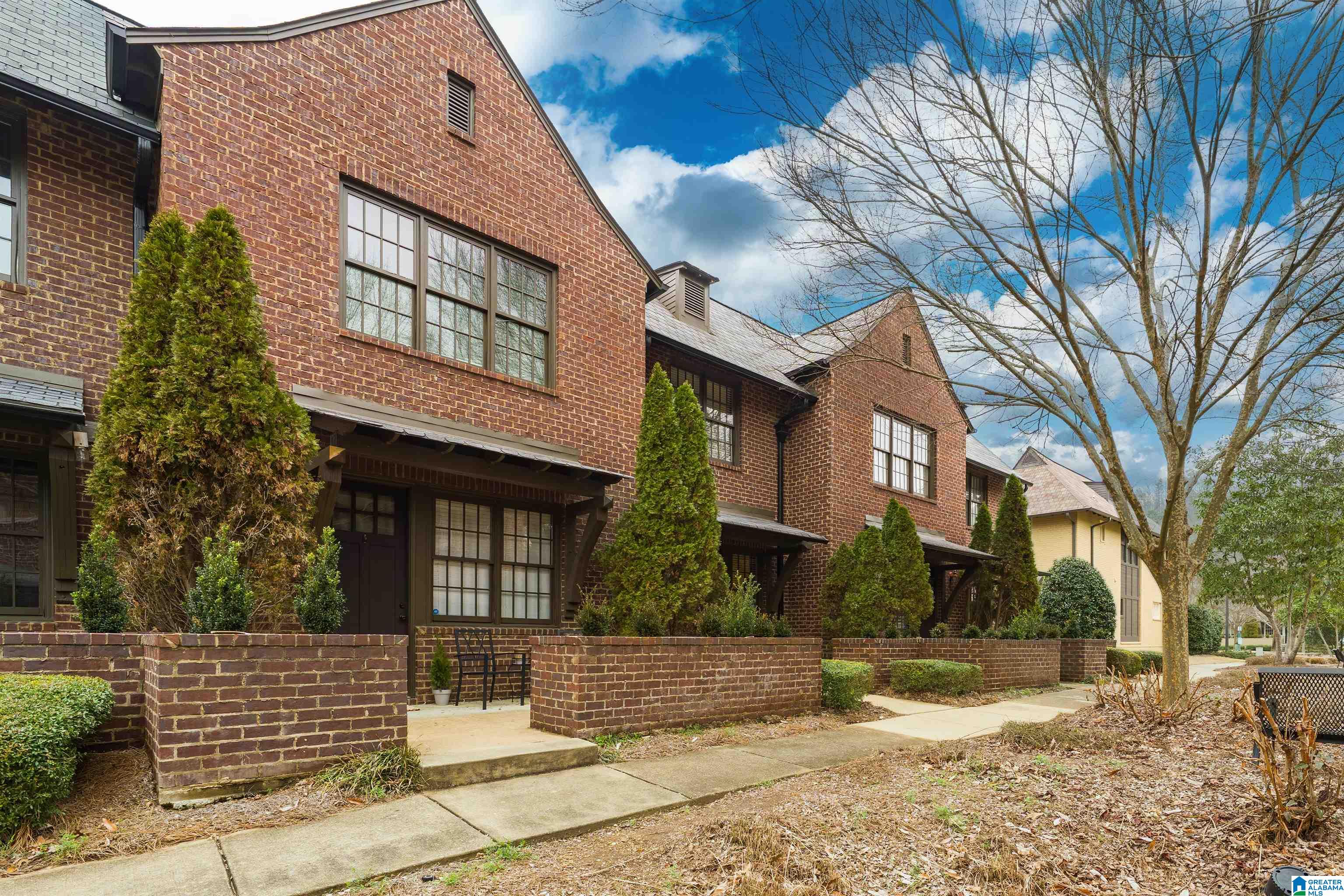 1103 BARRISTERS COURT