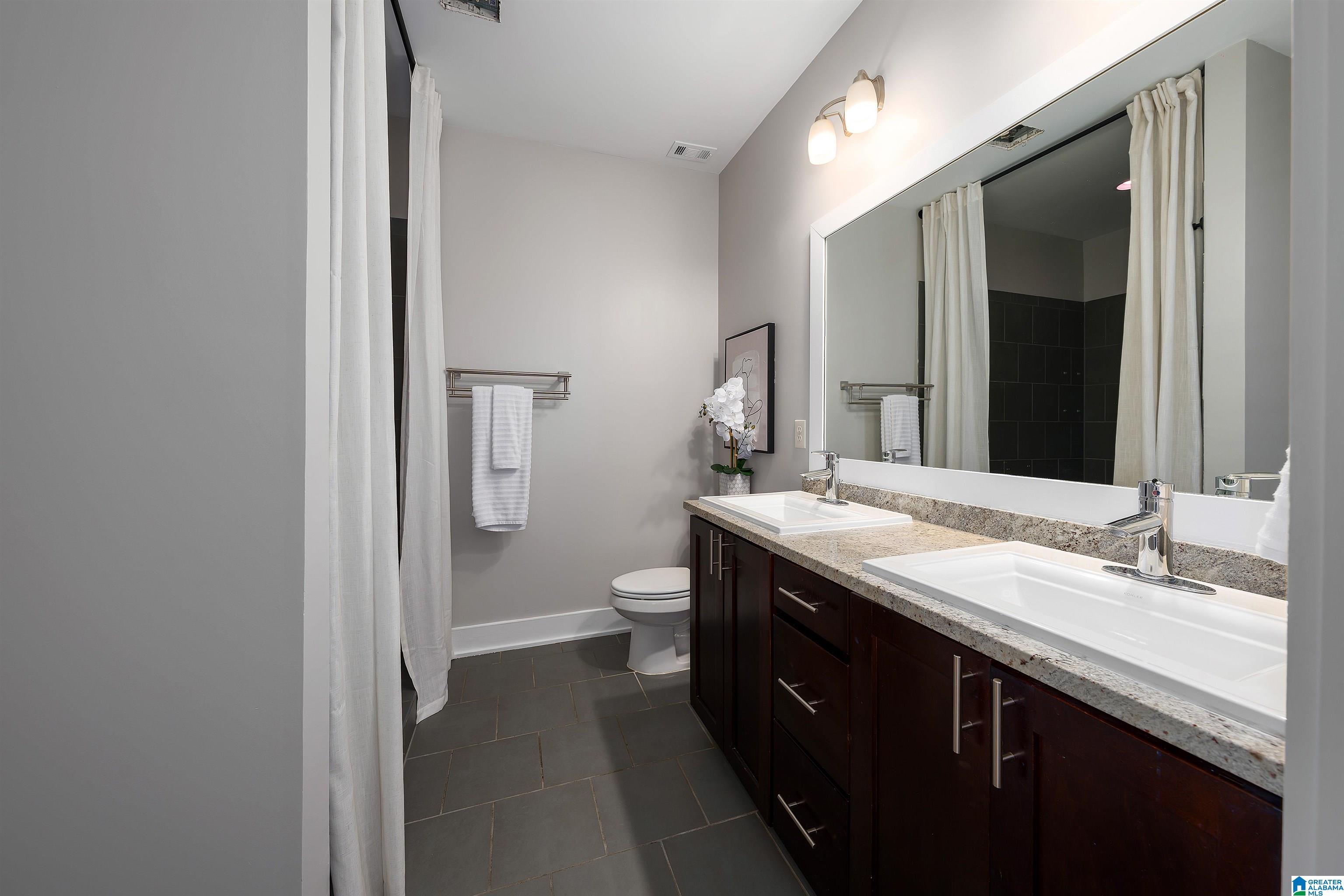 1103 BARRISTERS COURT