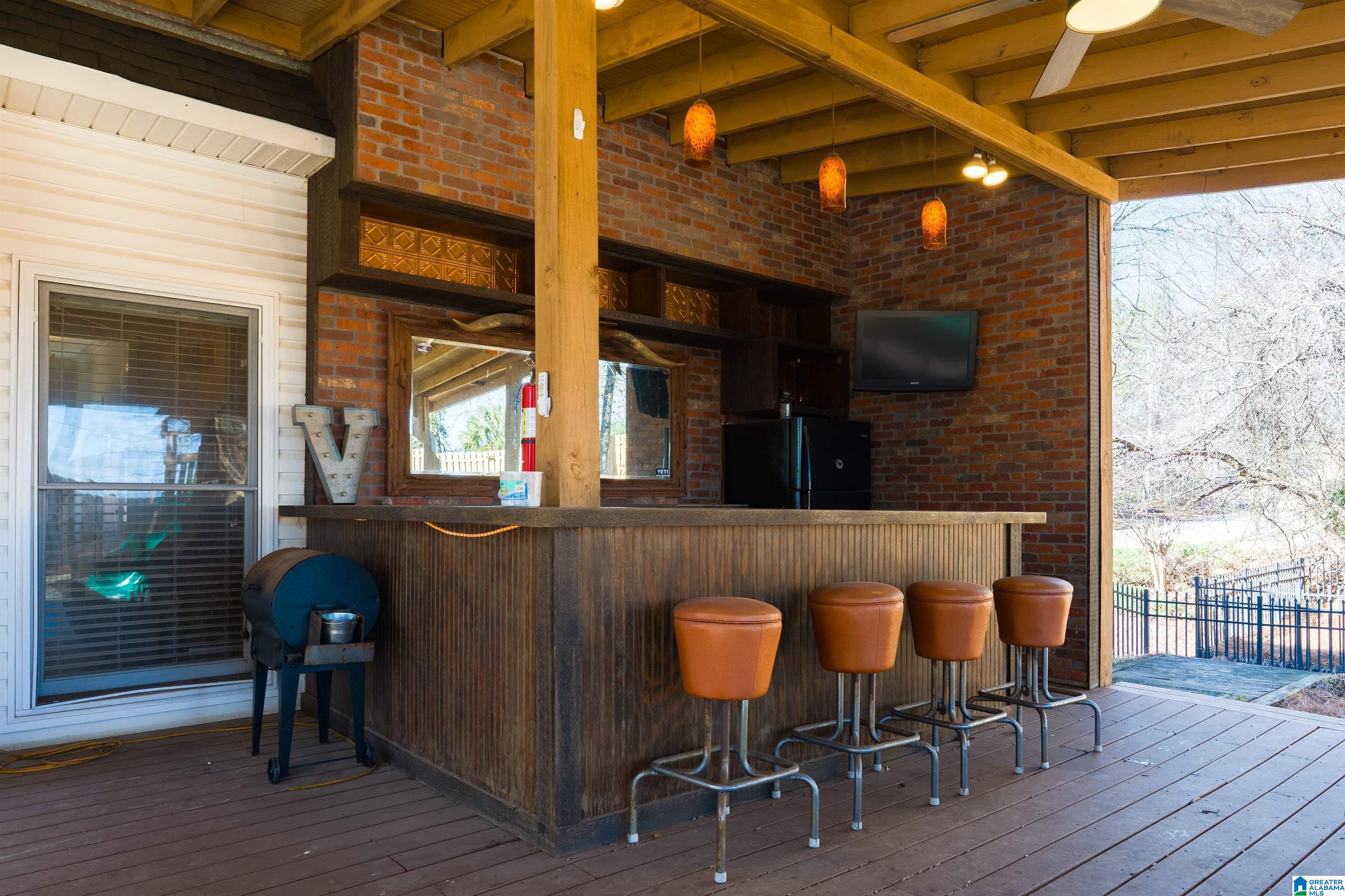 114 CHESTNUT FOREST CIRCLE