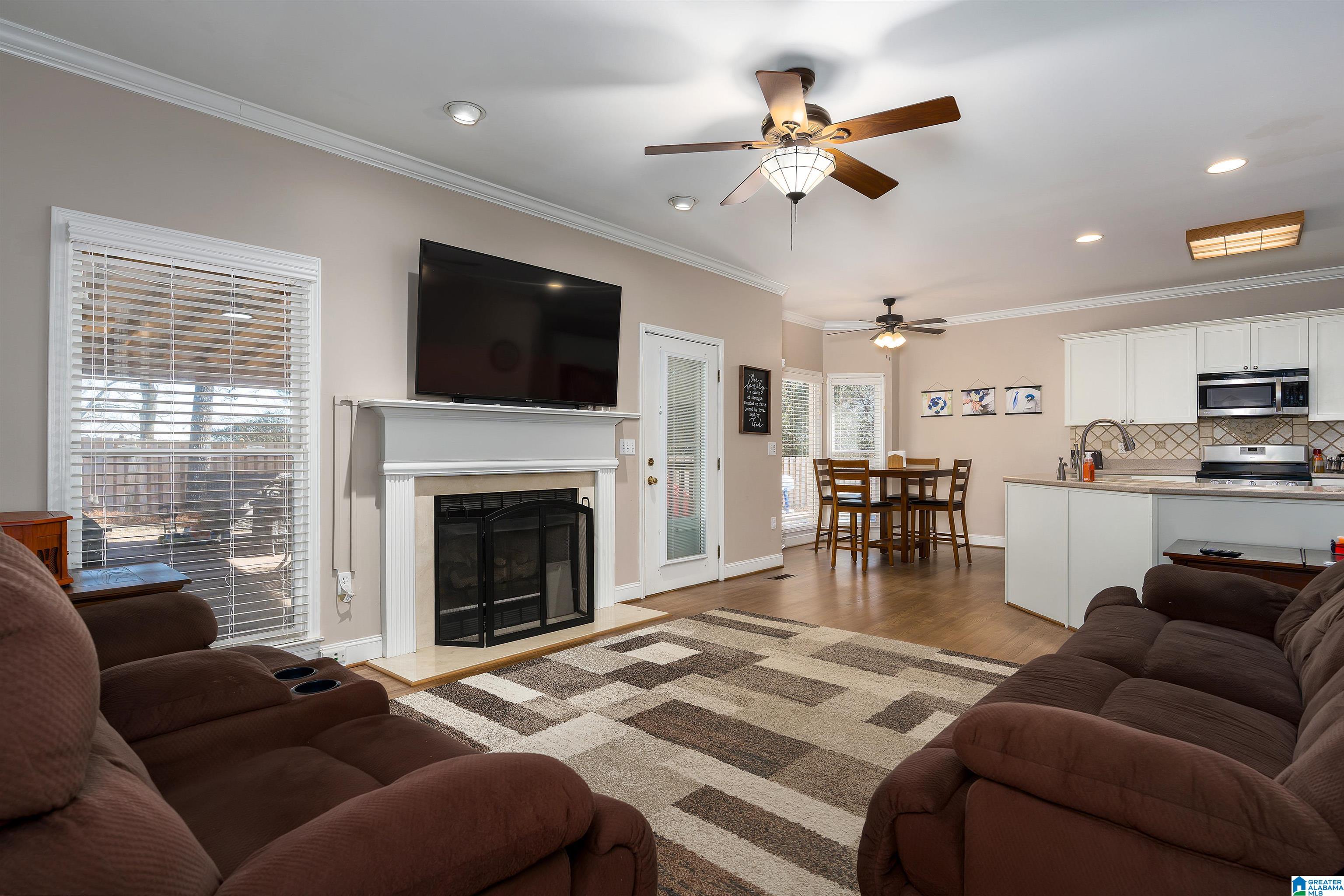 114 CHESTNUT FOREST CIRCLE